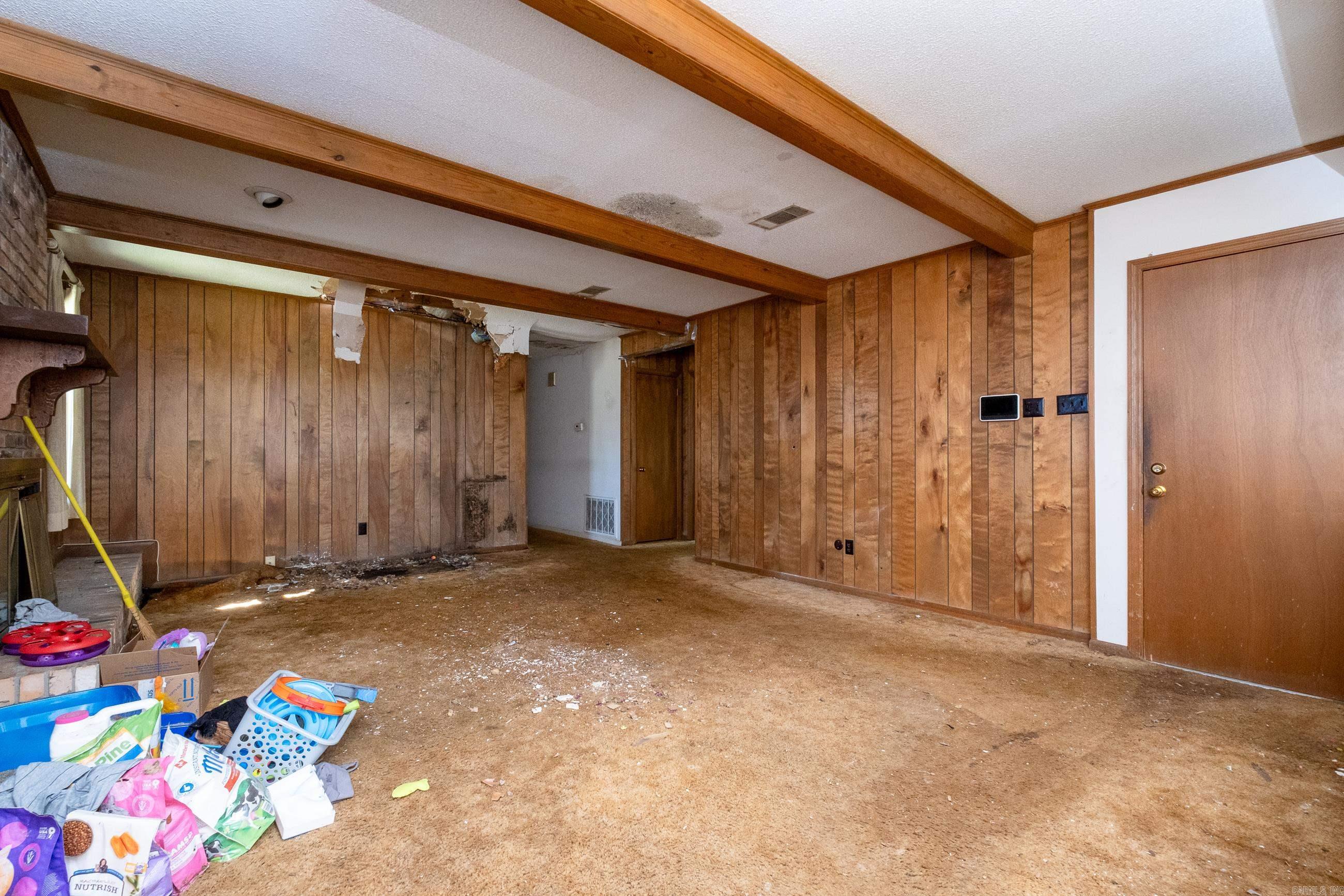 STURBRIDGE - Residential