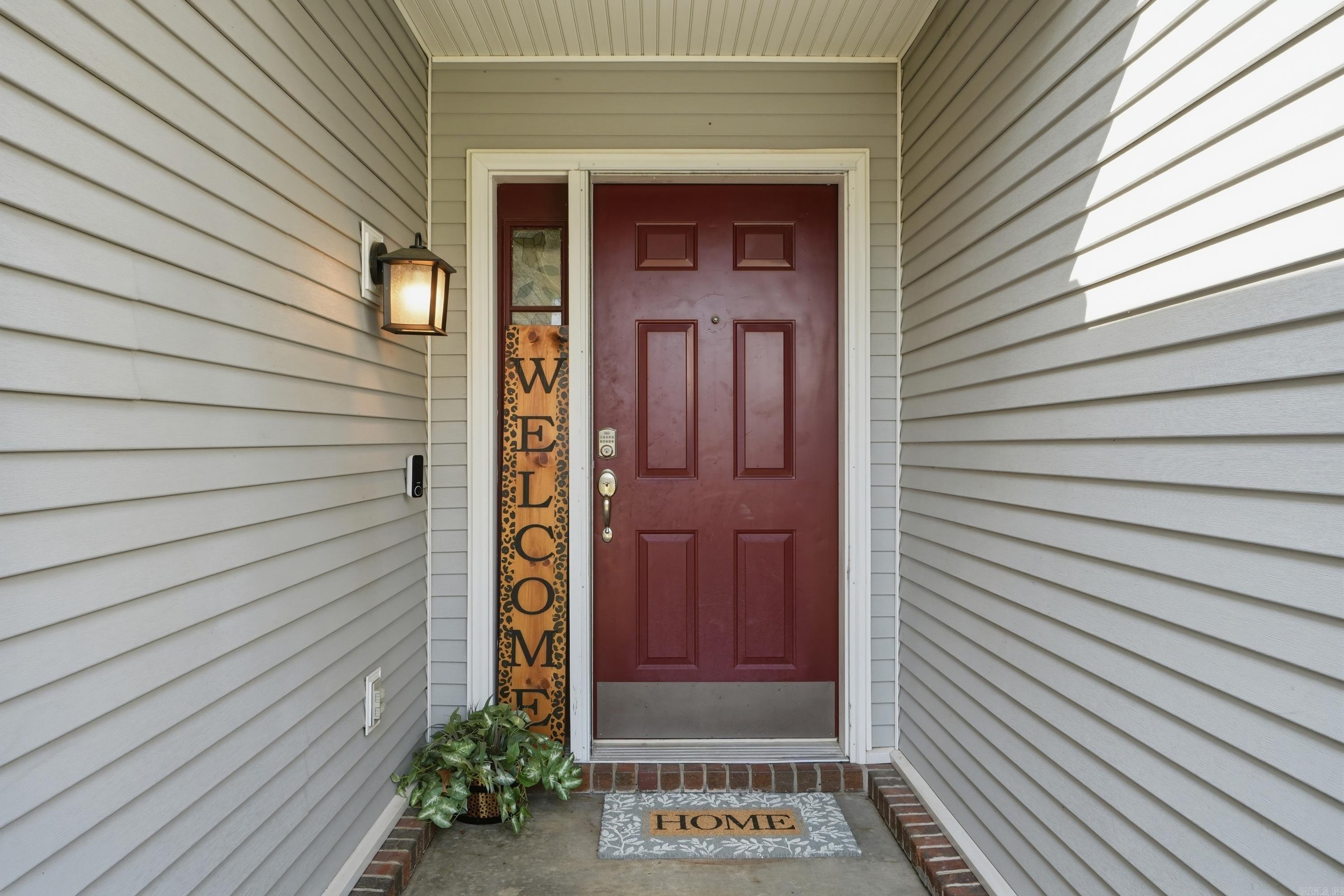 TOWERING OAKS - Residential