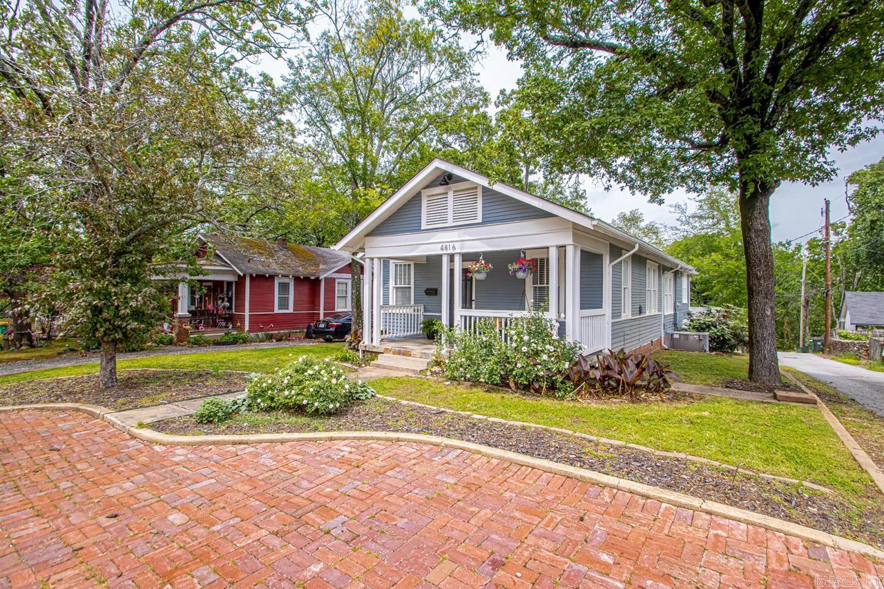 Hill Crest - Residential Lease