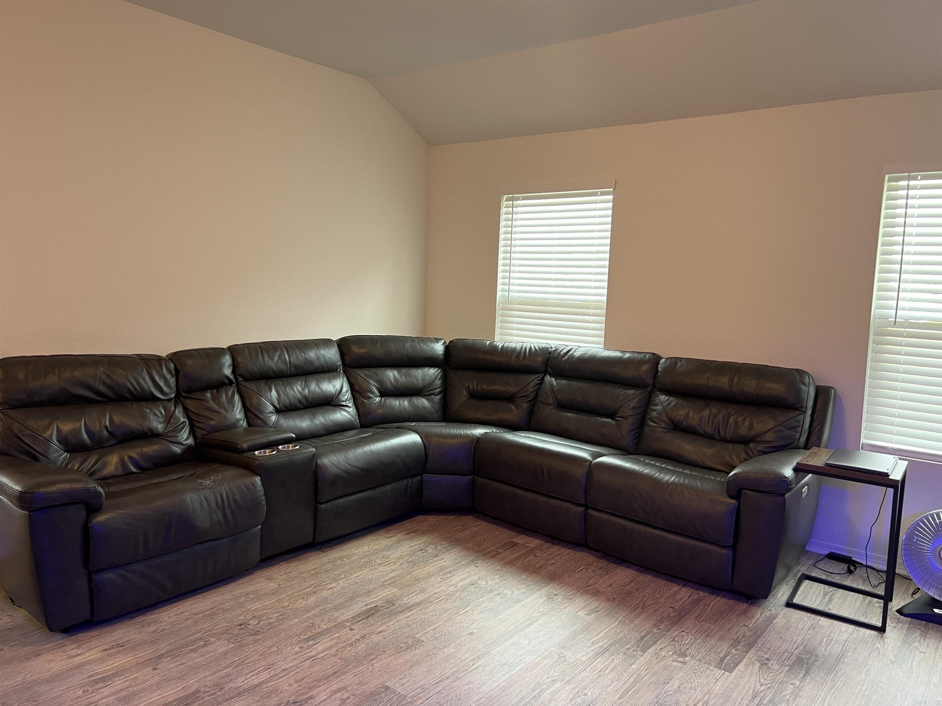 HILLDALE CROSSING - Residential