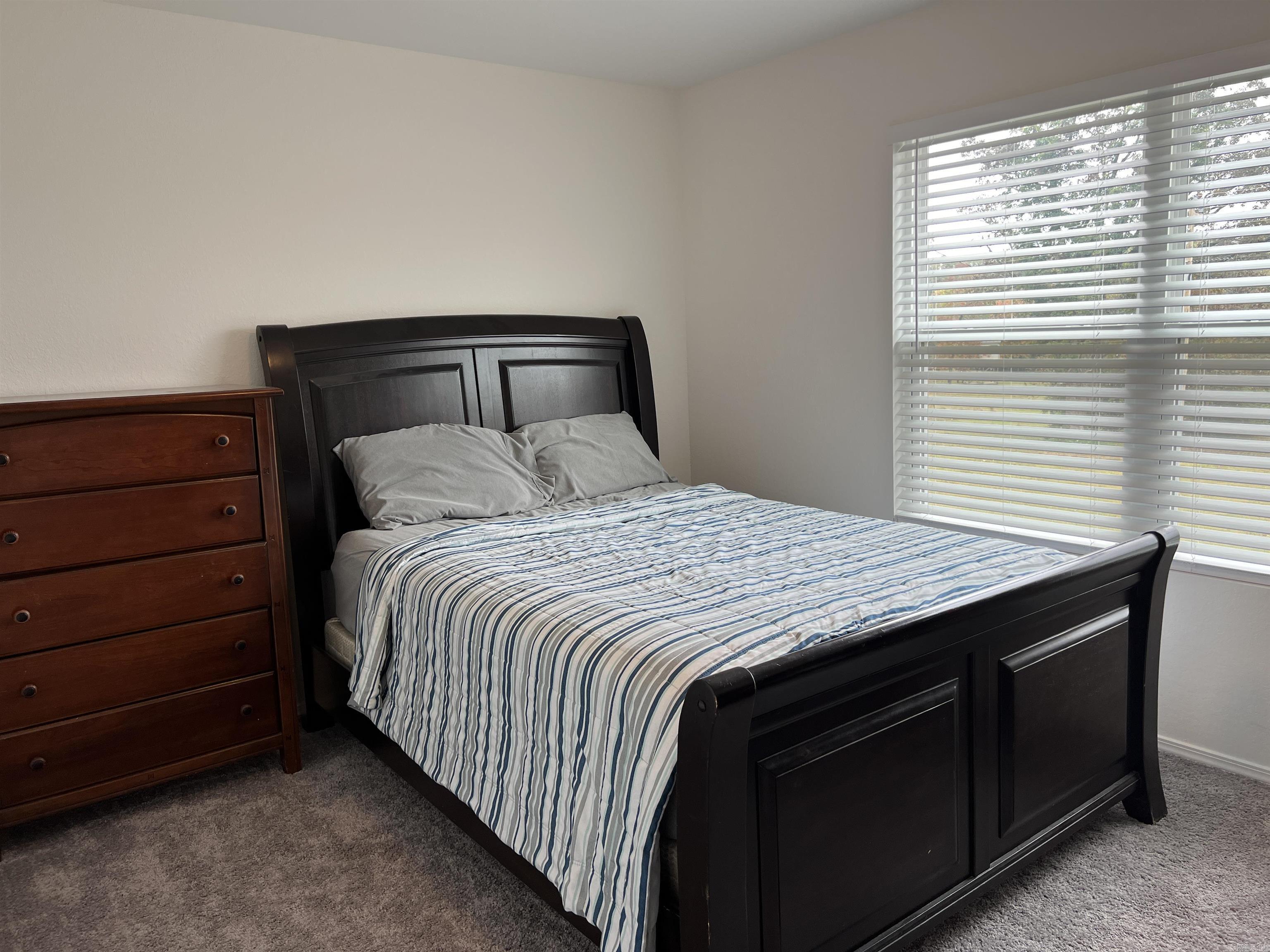 HILLDALE CROSSING - Residential