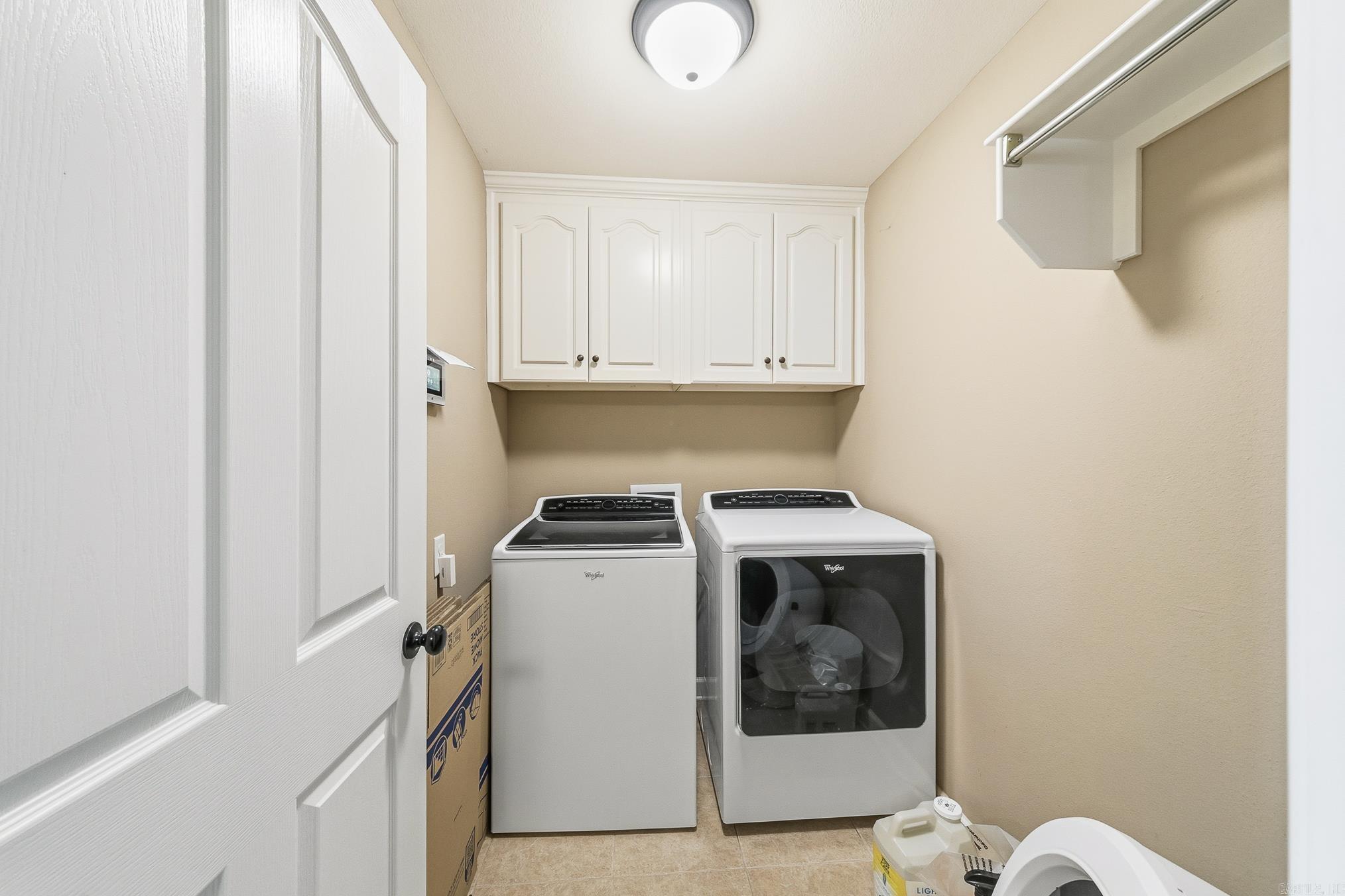 JAXON TERRACE - Residential