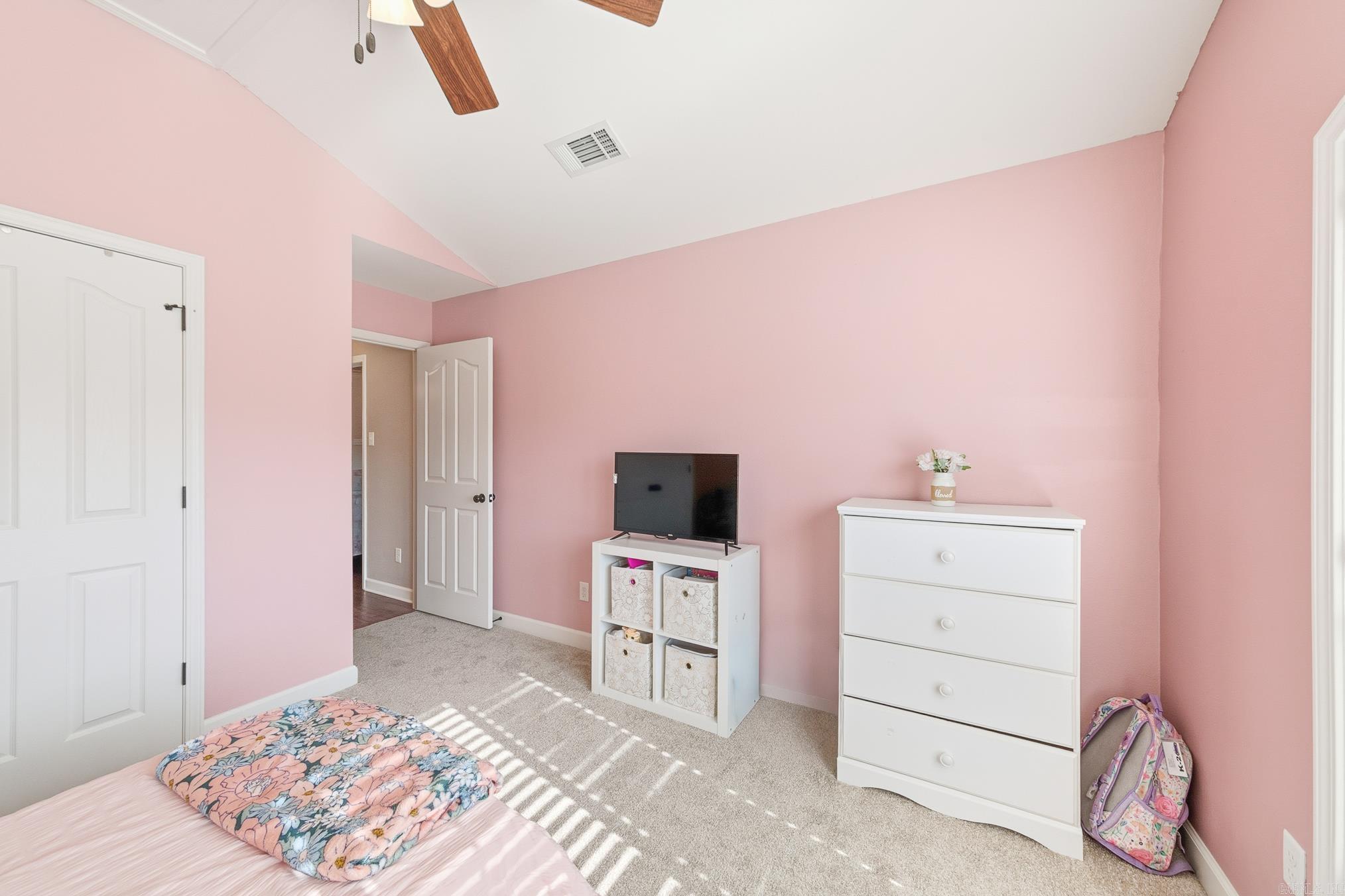 JAXON TERRACE - Residential