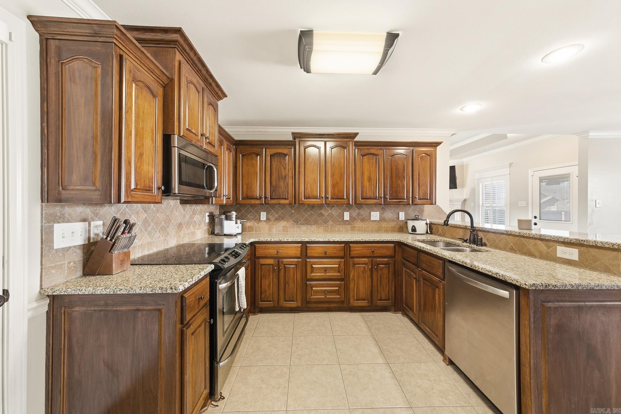 JAXON TERRACE - Residential