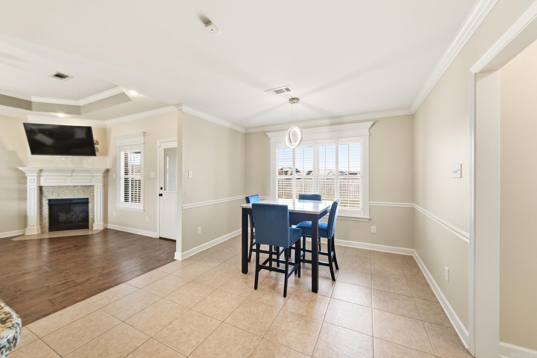 JAXON TERRACE - Residential