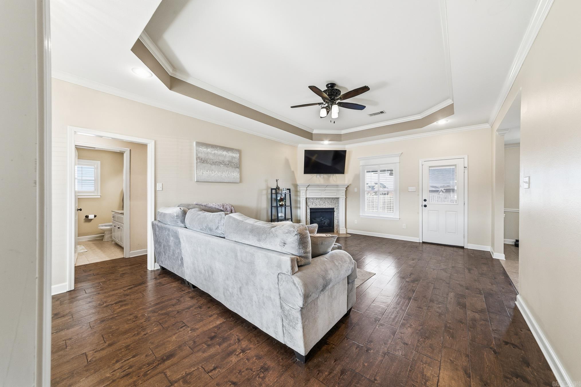 JAXON TERRACE - Residential