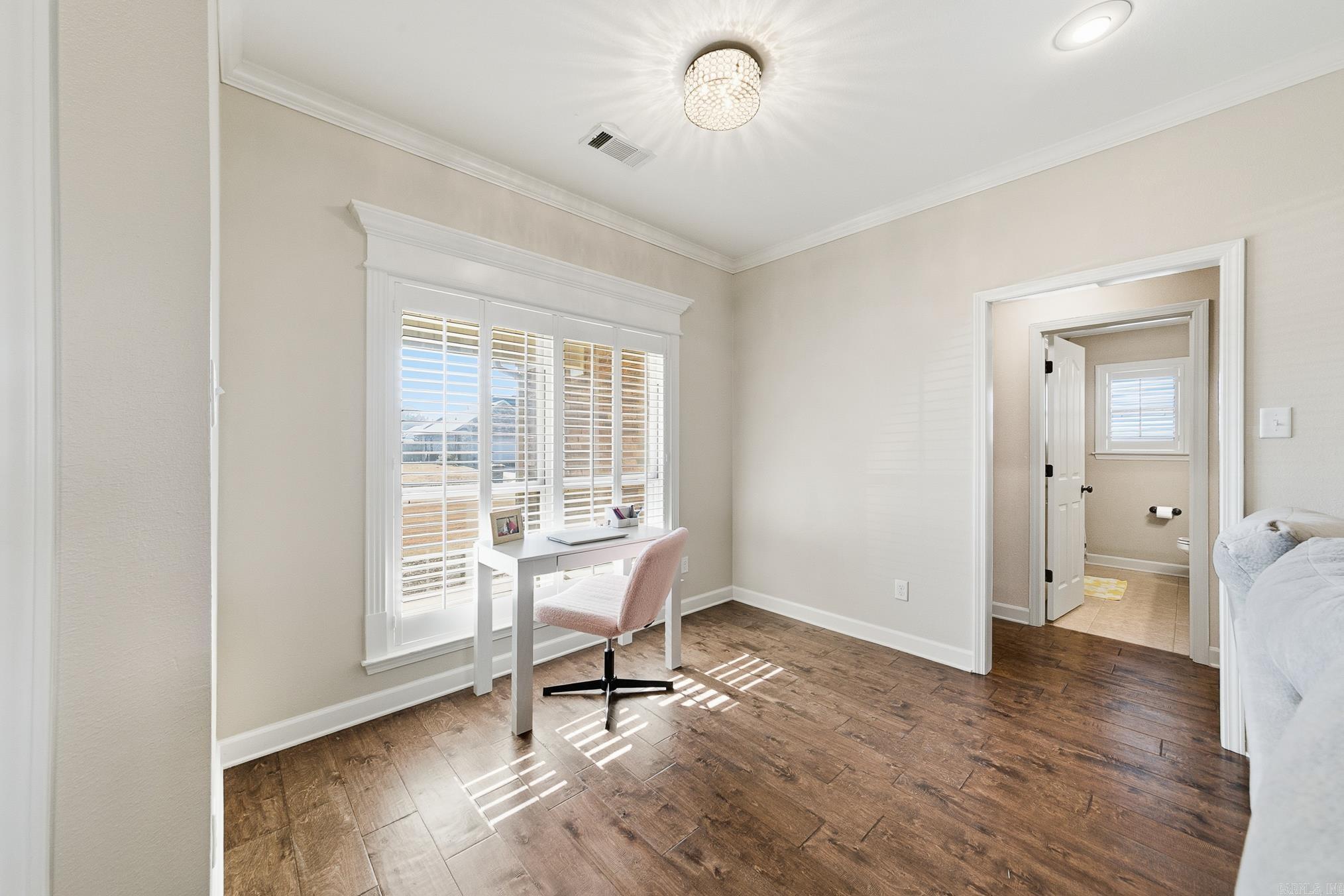 JAXON TERRACE - Residential