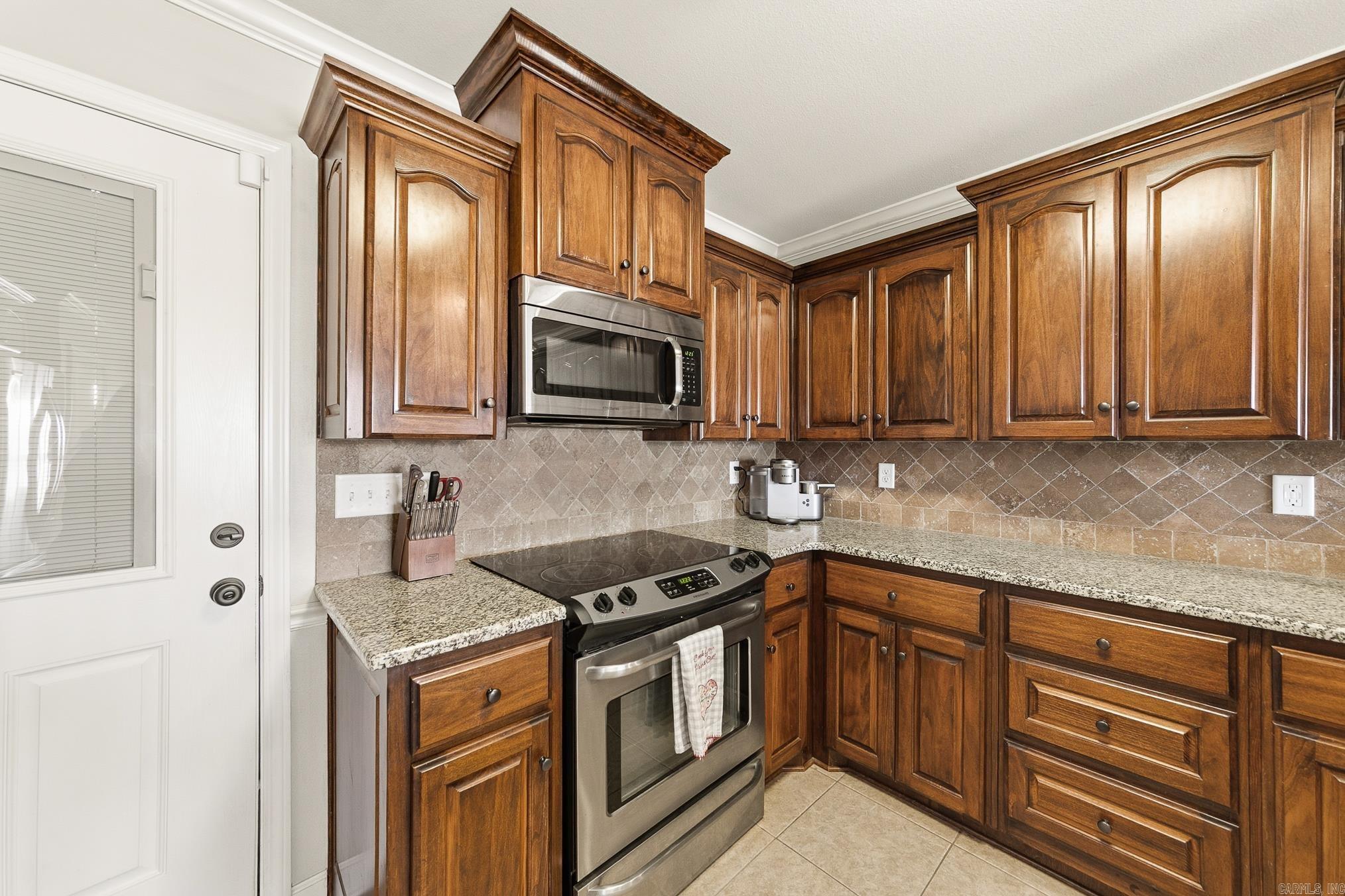 JAXON TERRACE - Residential