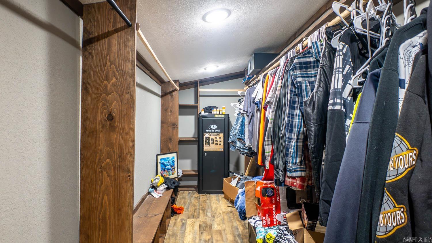 MAMMOTH SPRING ORIGINAL - Residential