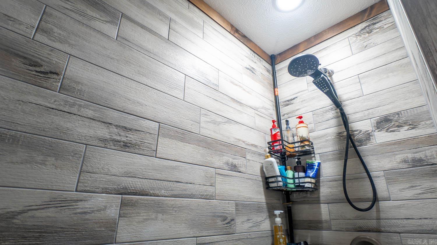 MAMMOTH SPRING ORIGINAL - Residential