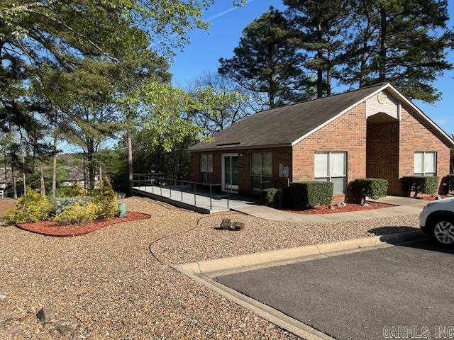 OAKS, THE - Residential