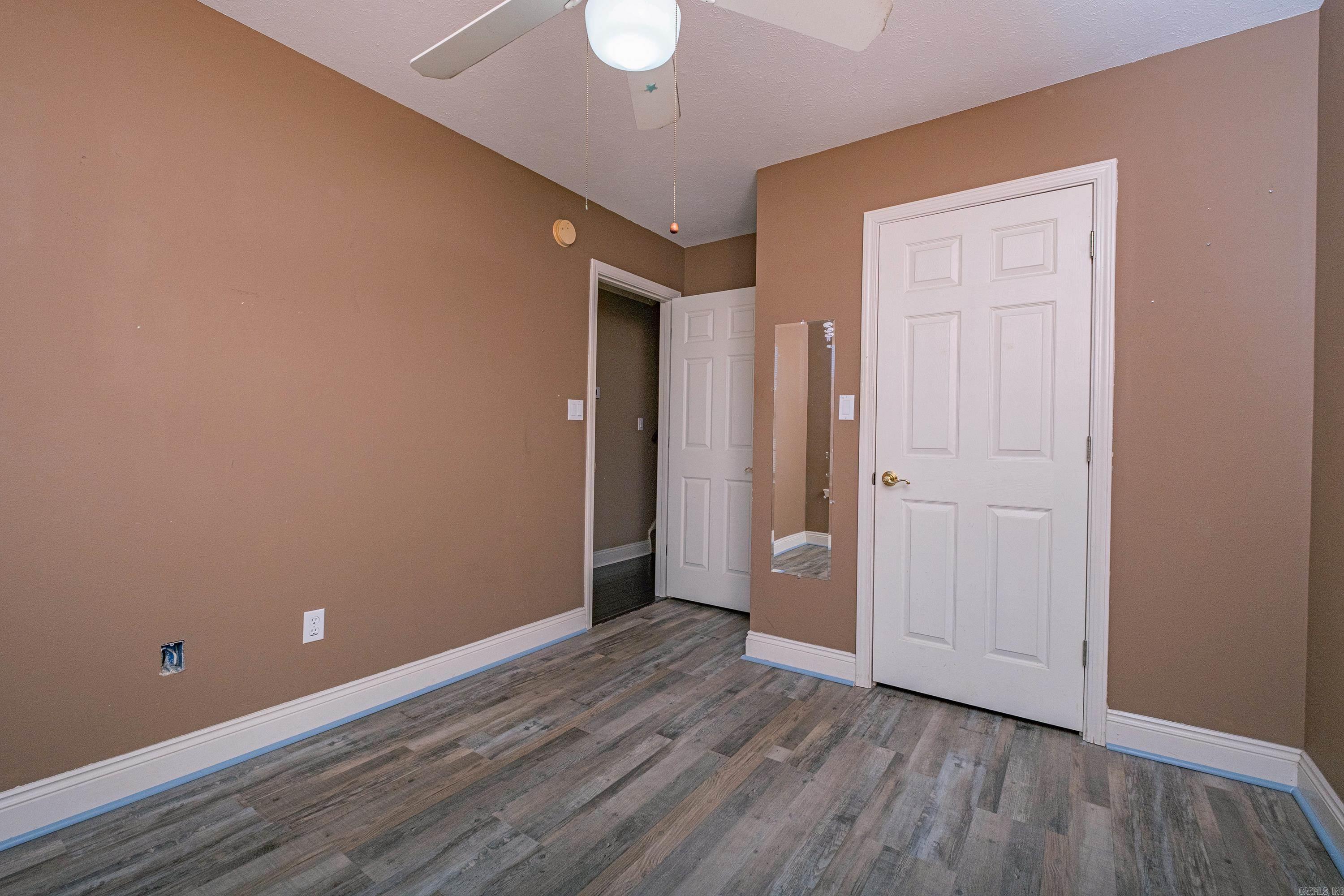 AUTUMN WOOD ESTATES - Residential