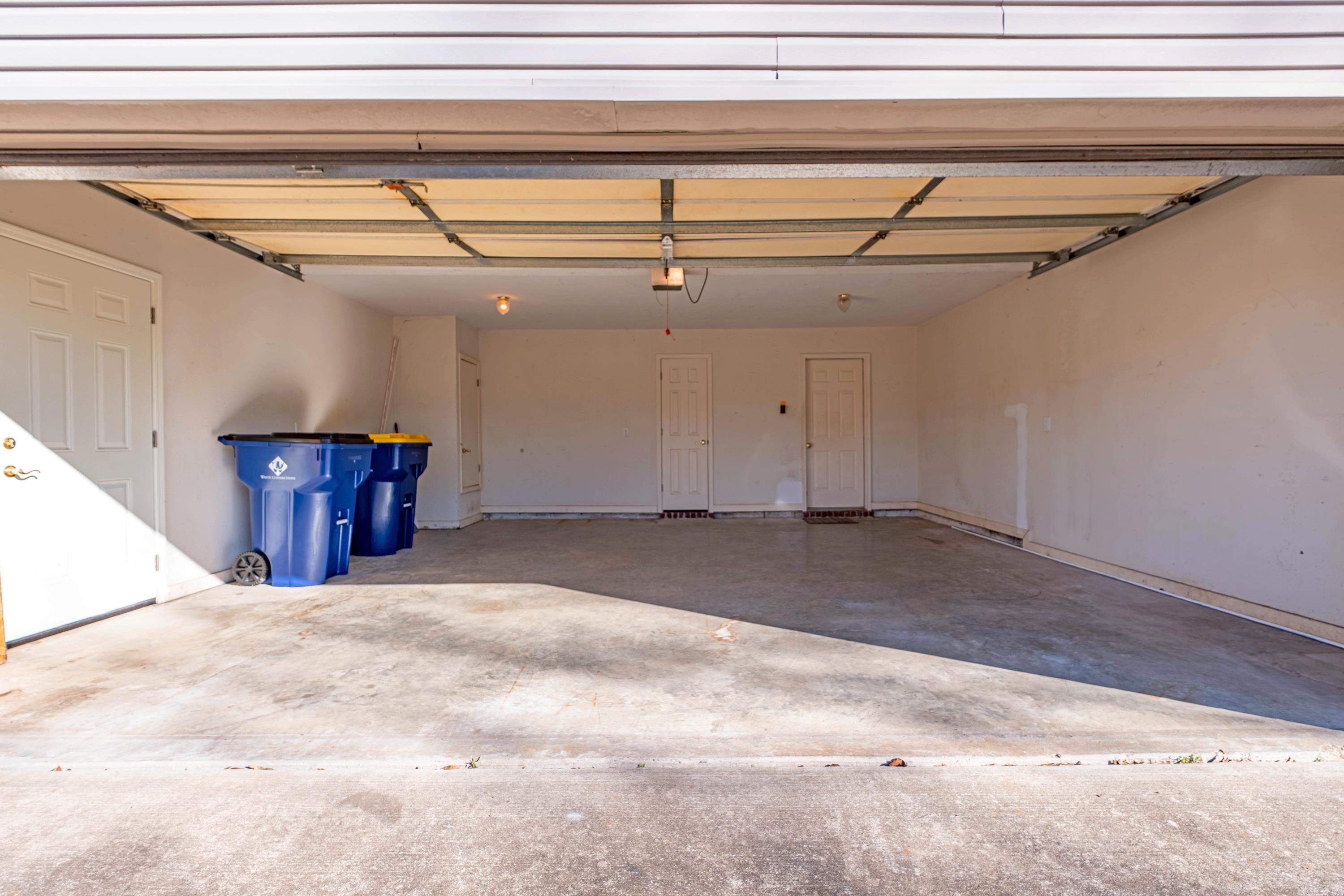 AUTUMN WOOD ESTATES - Residential