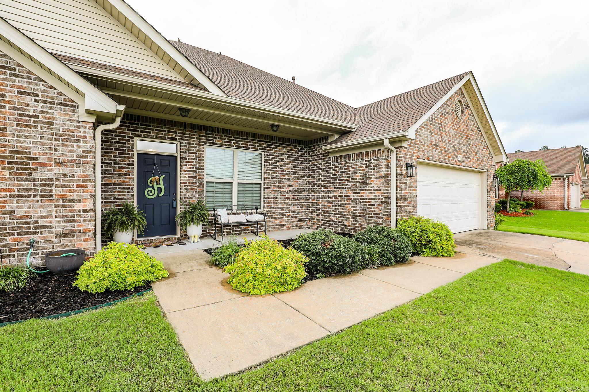 KINGS CROSSING - Residential