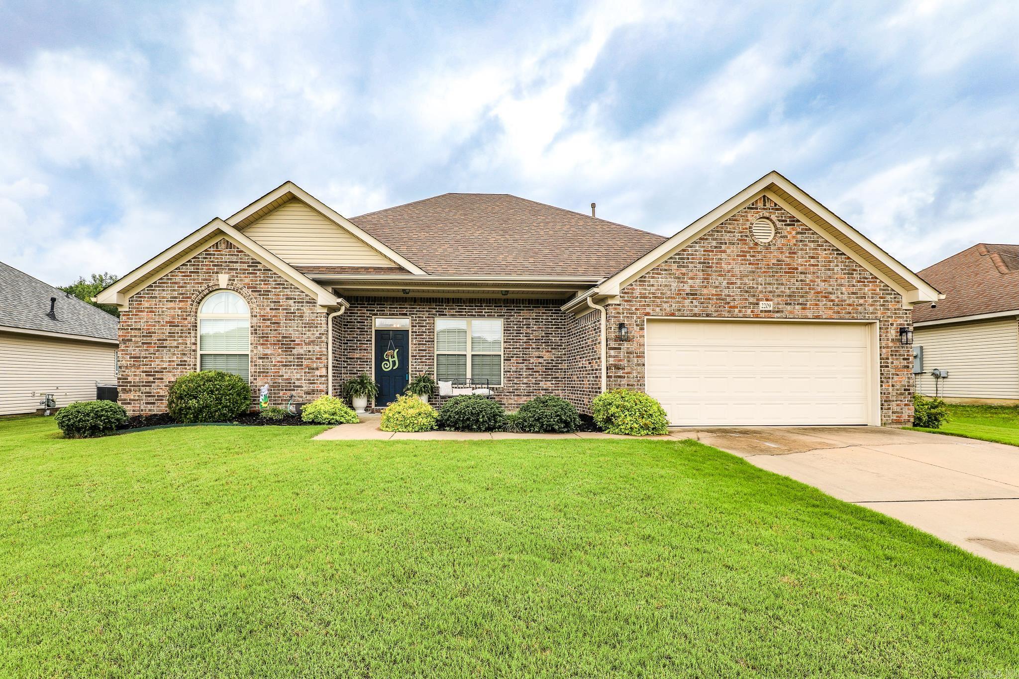 KINGS CROSSING - Residential