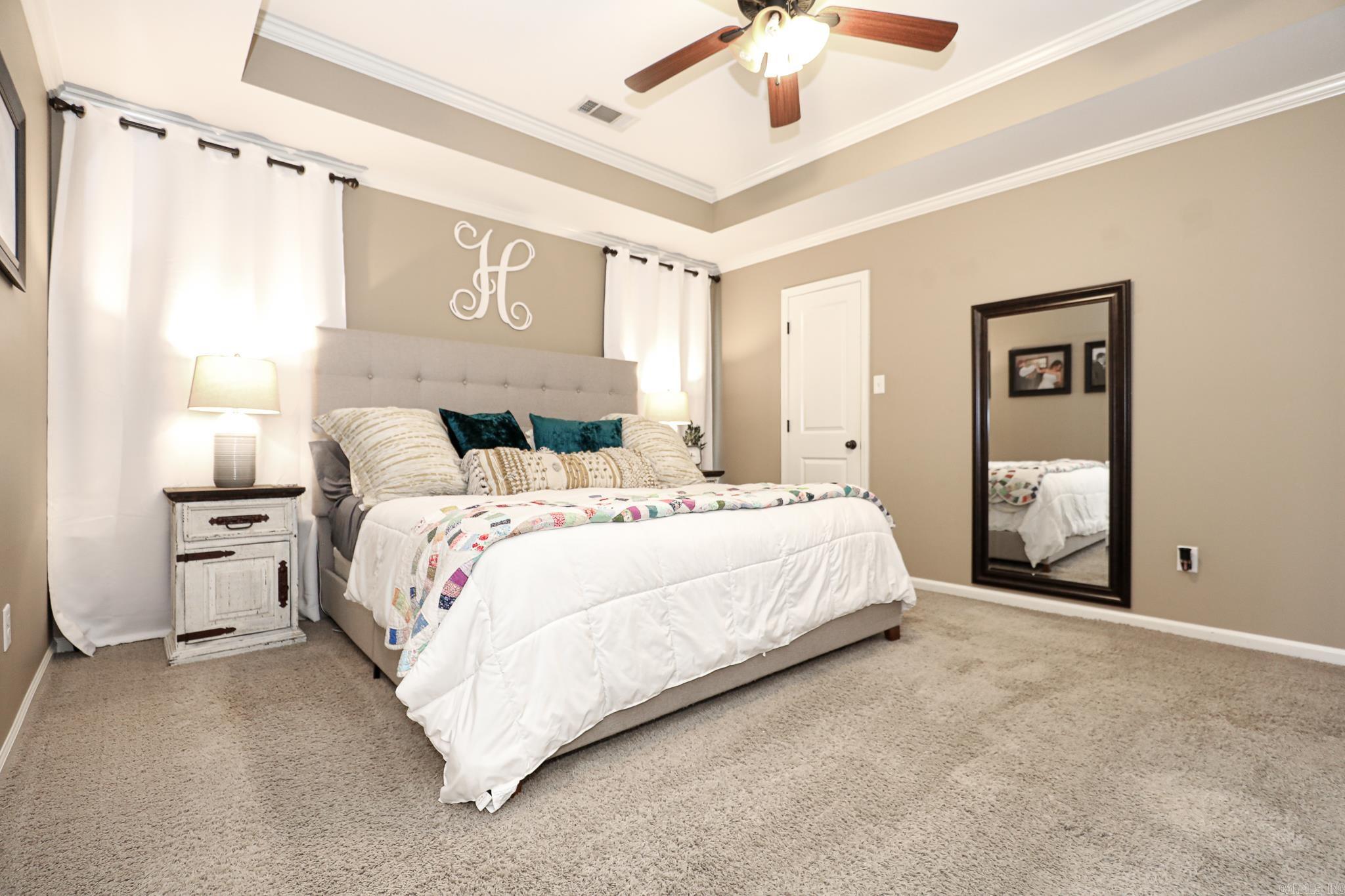 KINGS CROSSING - Residential