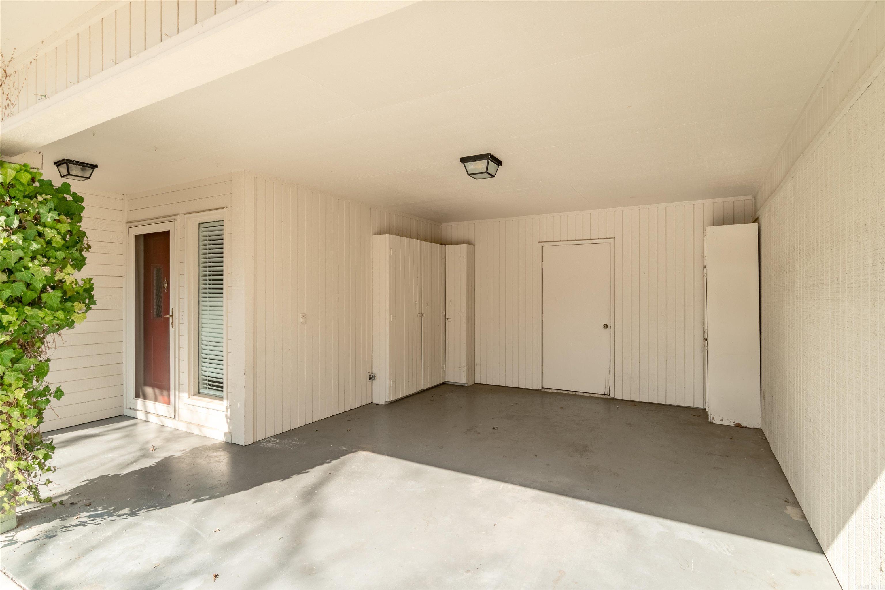 CORONADO COURTS - Residential