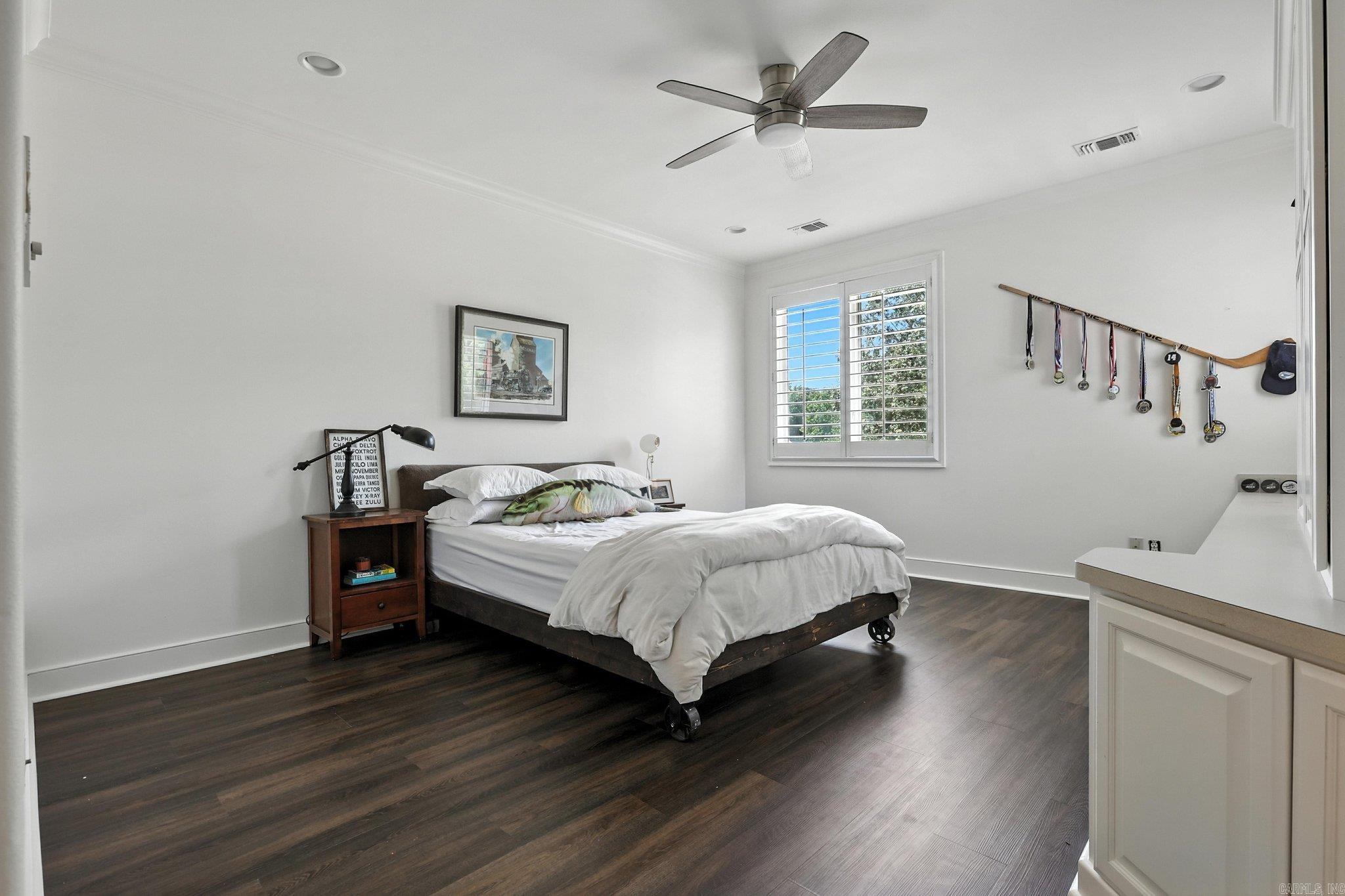 CHENAL VALLEY CHENAL CIRCLE - Residential