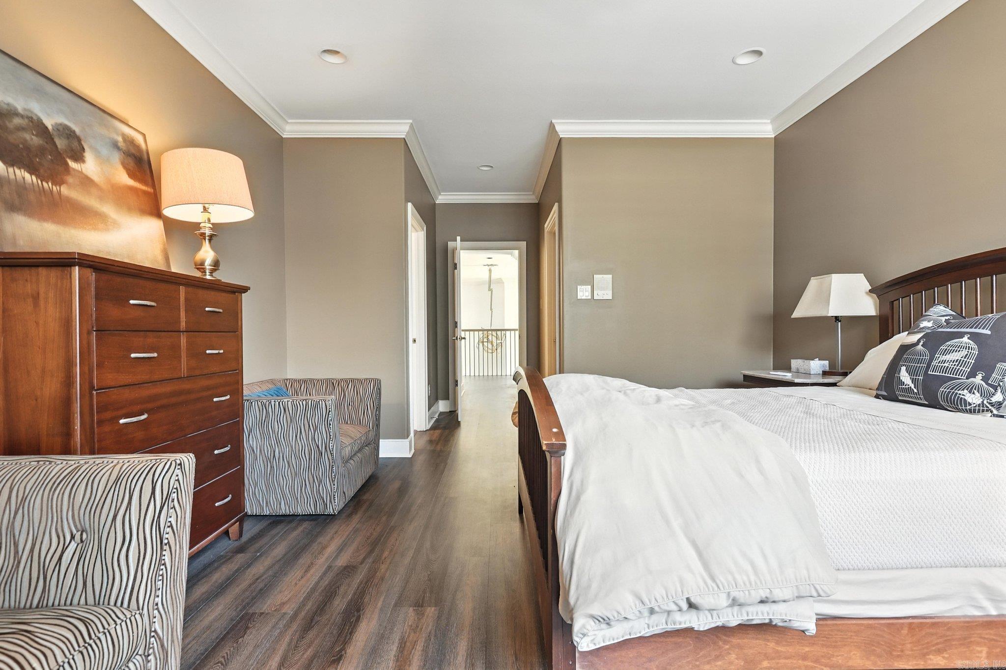 CHENAL VALLEY CHENAL CIRCLE - Residential