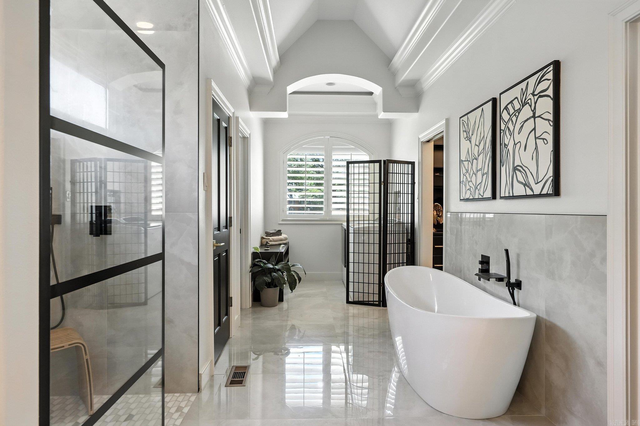 CHENAL VALLEY CHENAL CIRCLE - Residential