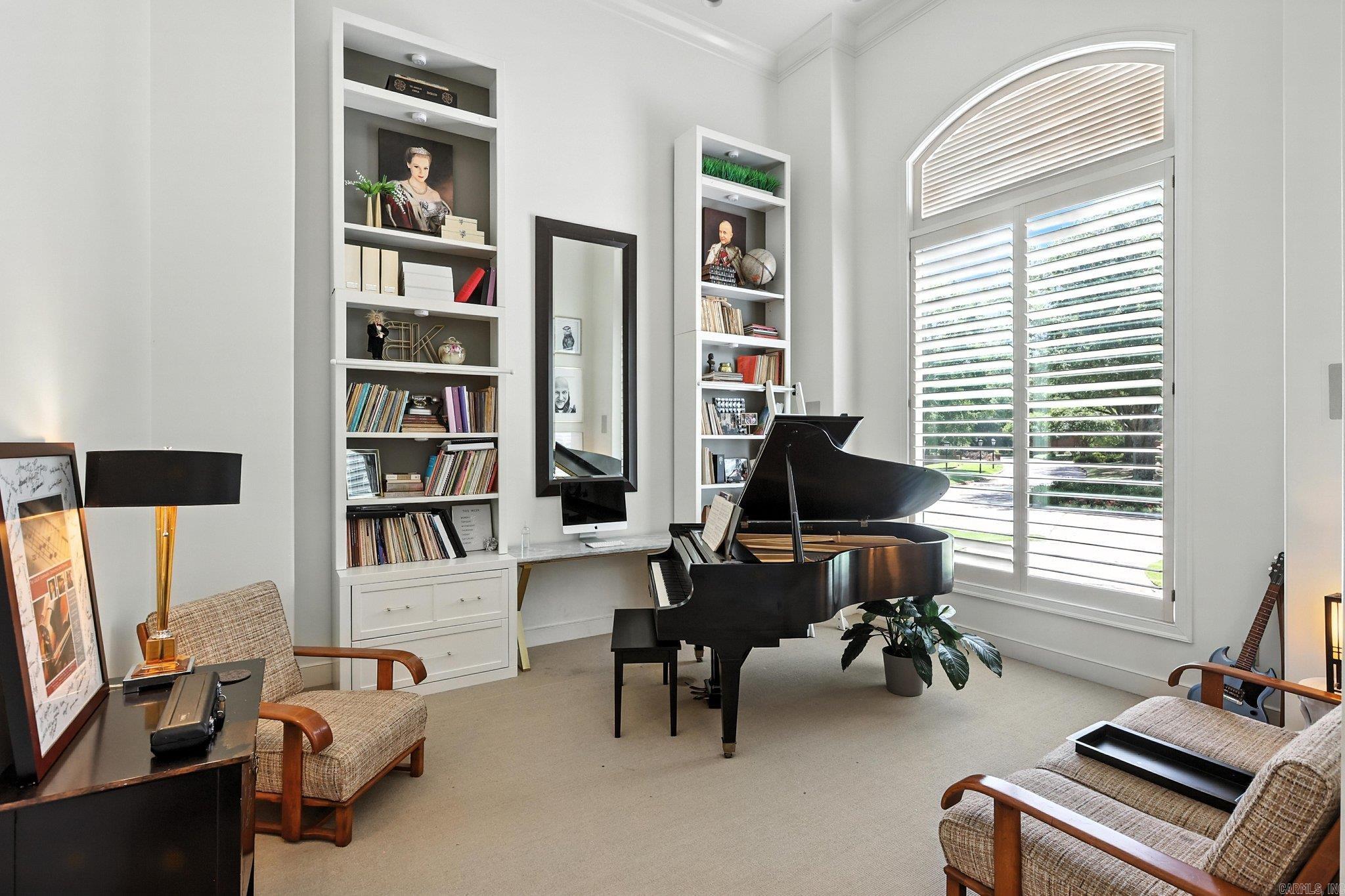 CHENAL VALLEY CHENAL CIRCLE - Residential