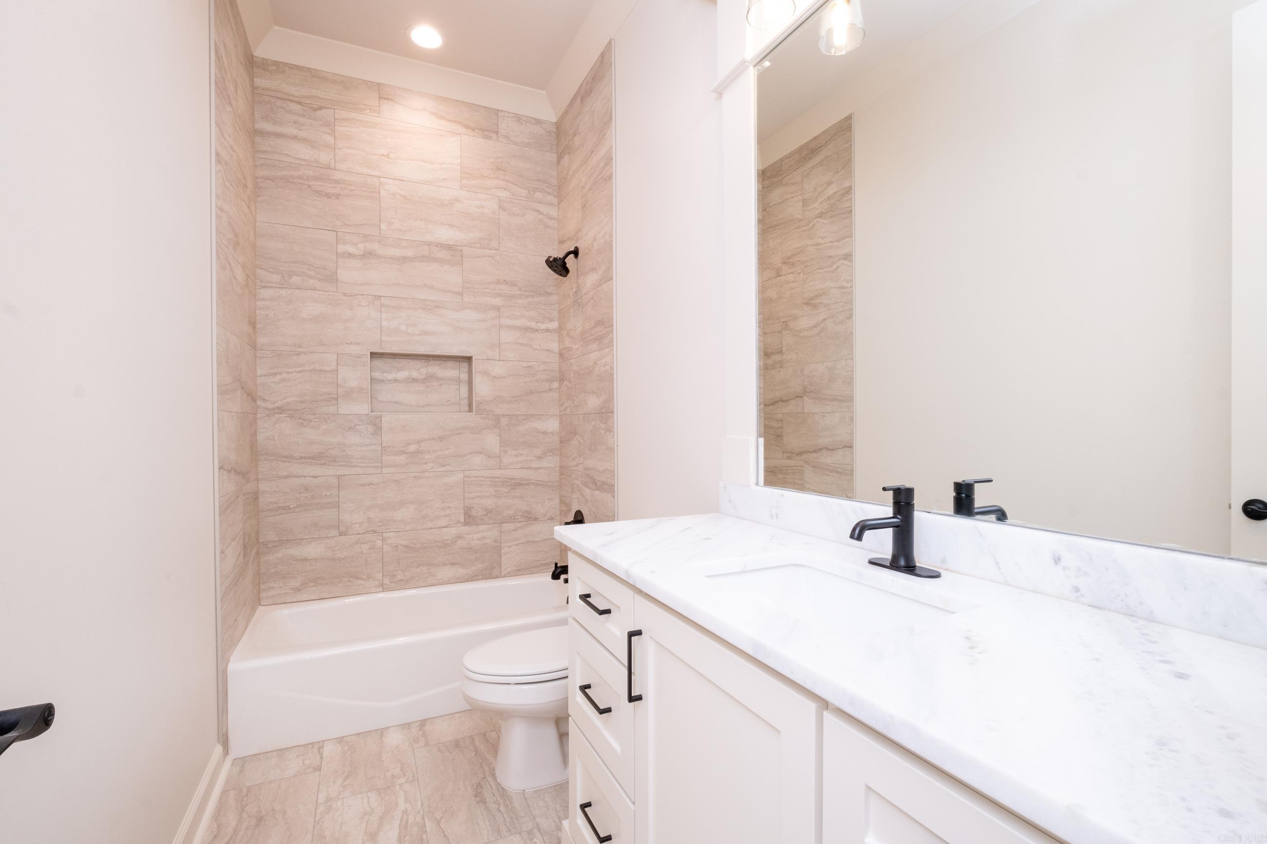 FLETCHER VALLEY "FLETCHER RIDGE" - Residential