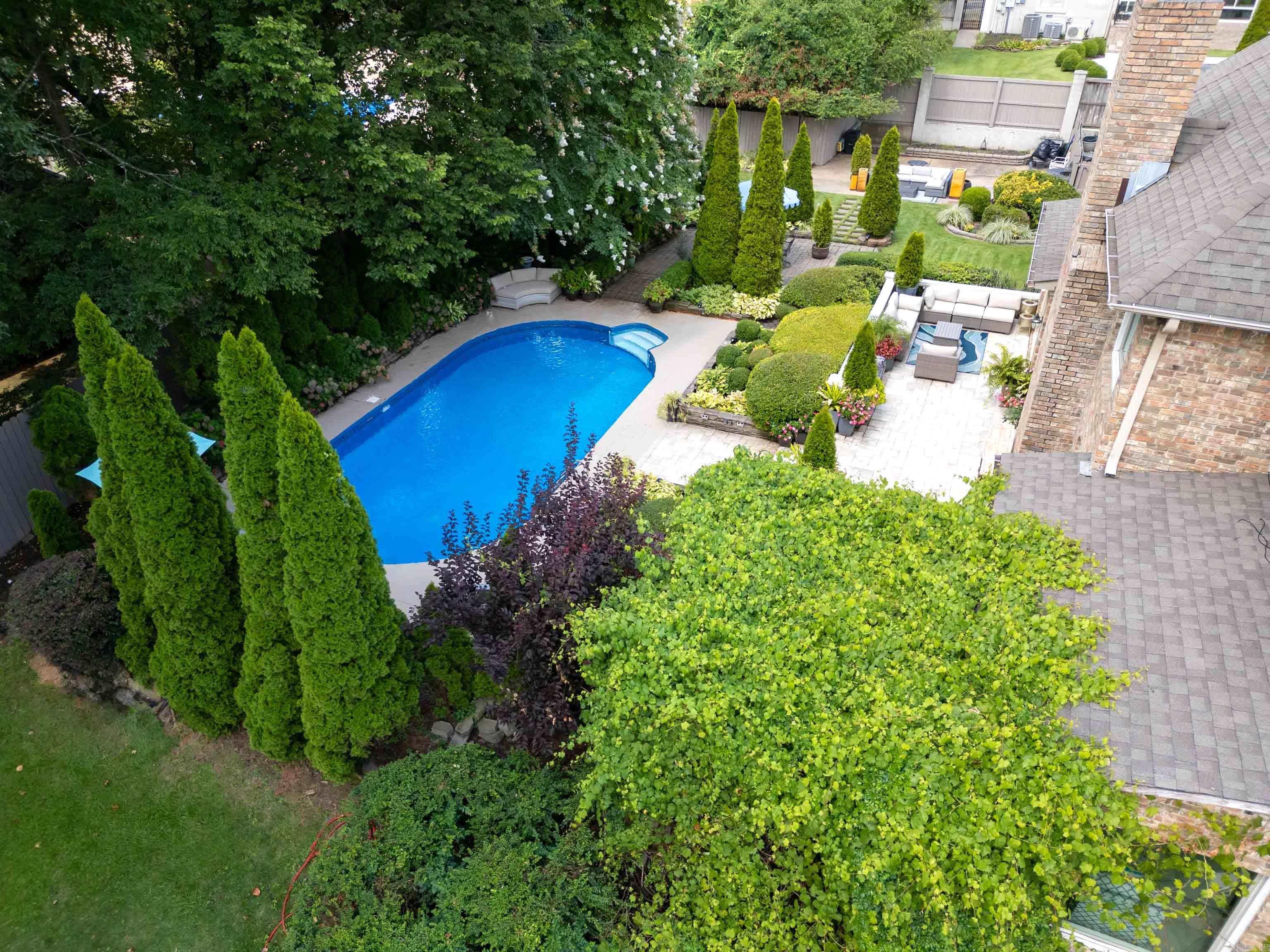 CHIMNEY ROCK ADDN - Residential