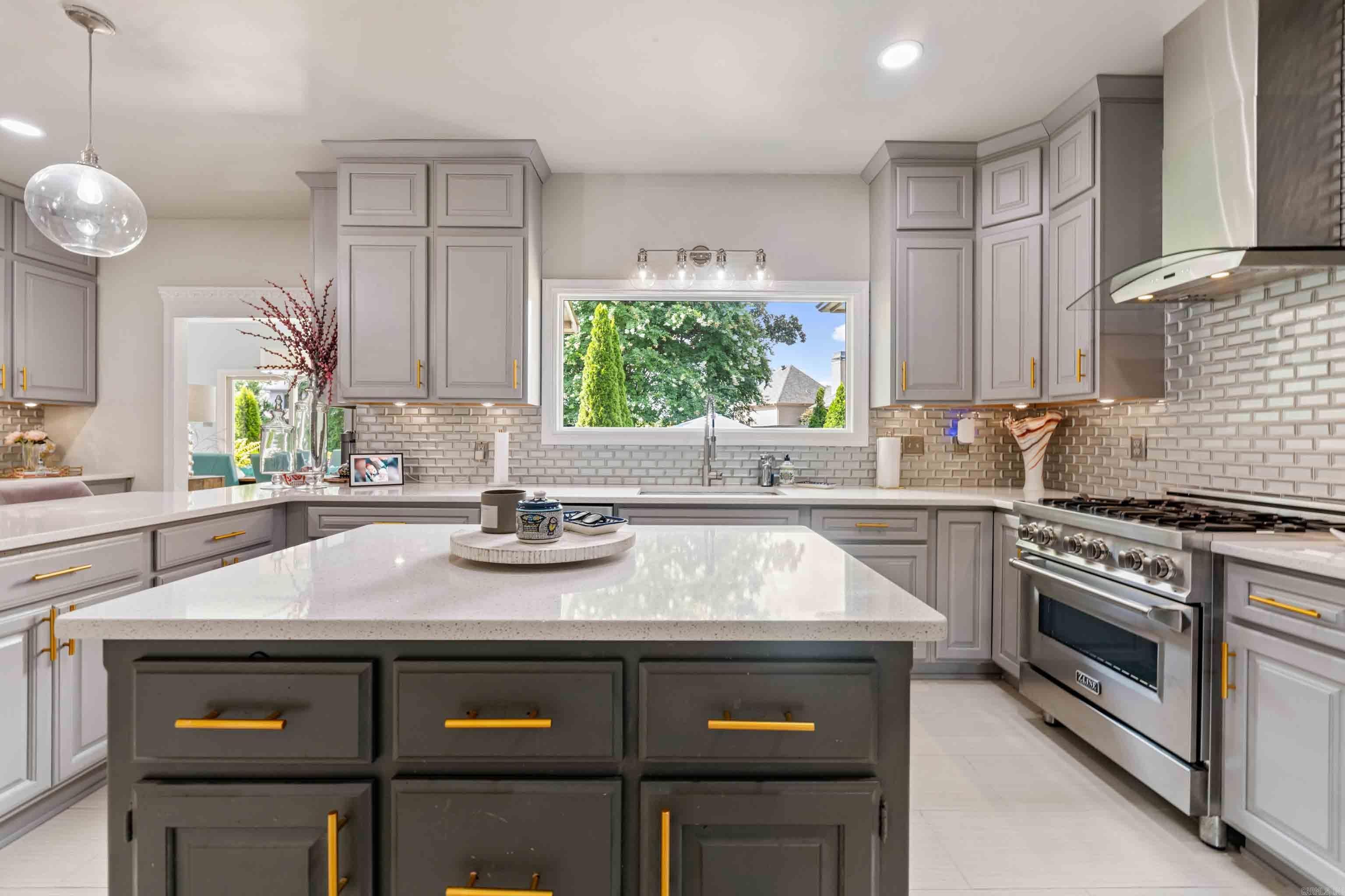 CHIMNEY ROCK ADDN - Residential