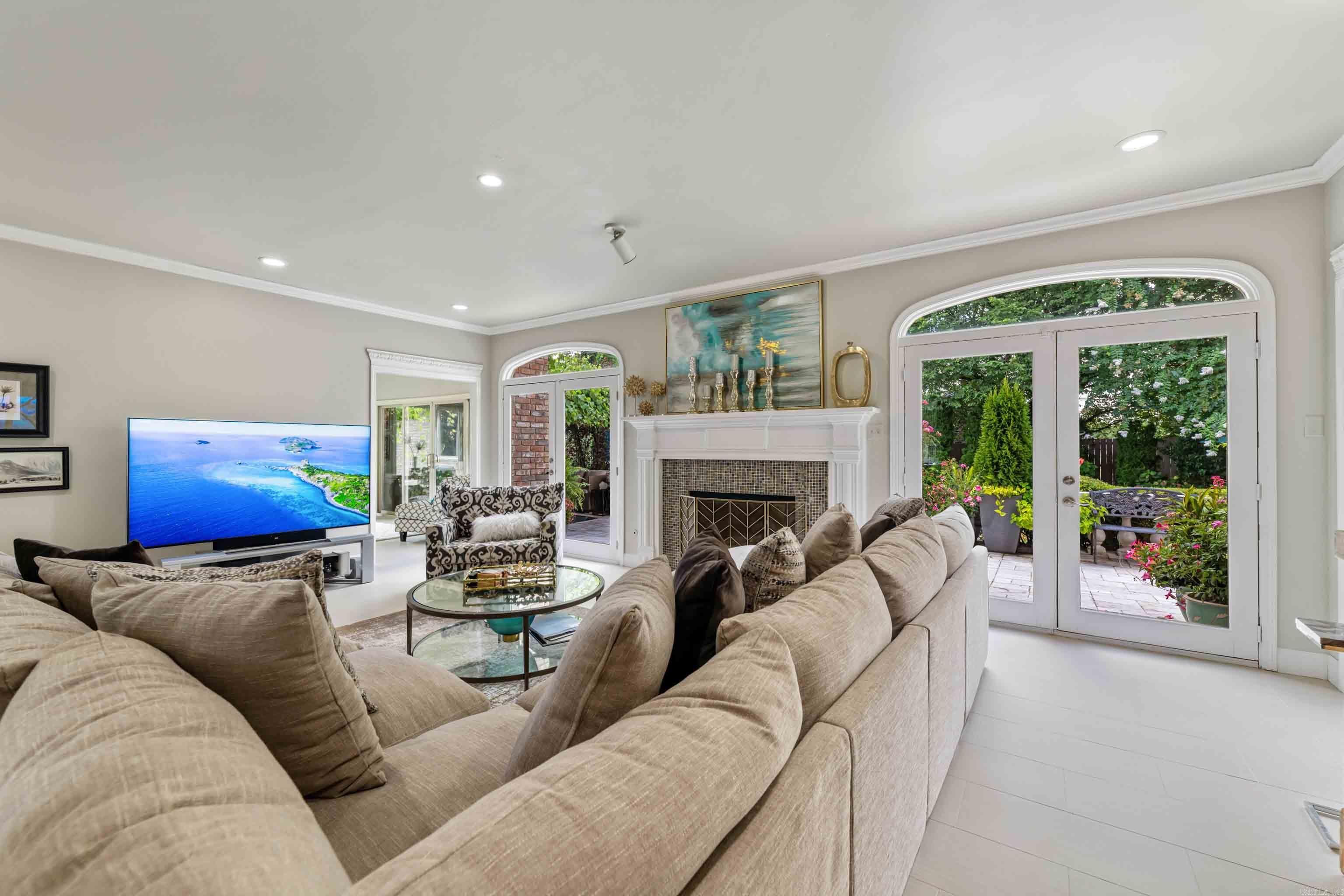 CHIMNEY ROCK ADDN - Residential