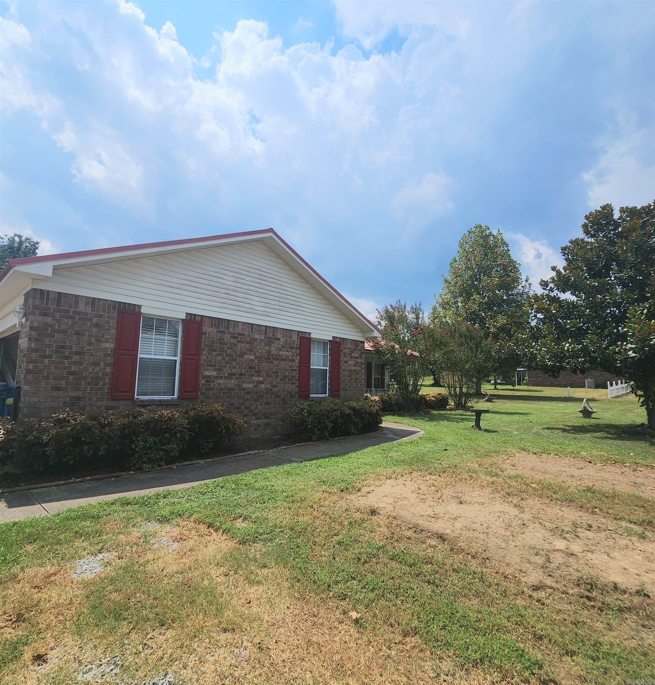 CENTERVIEW ESTATES - Residential