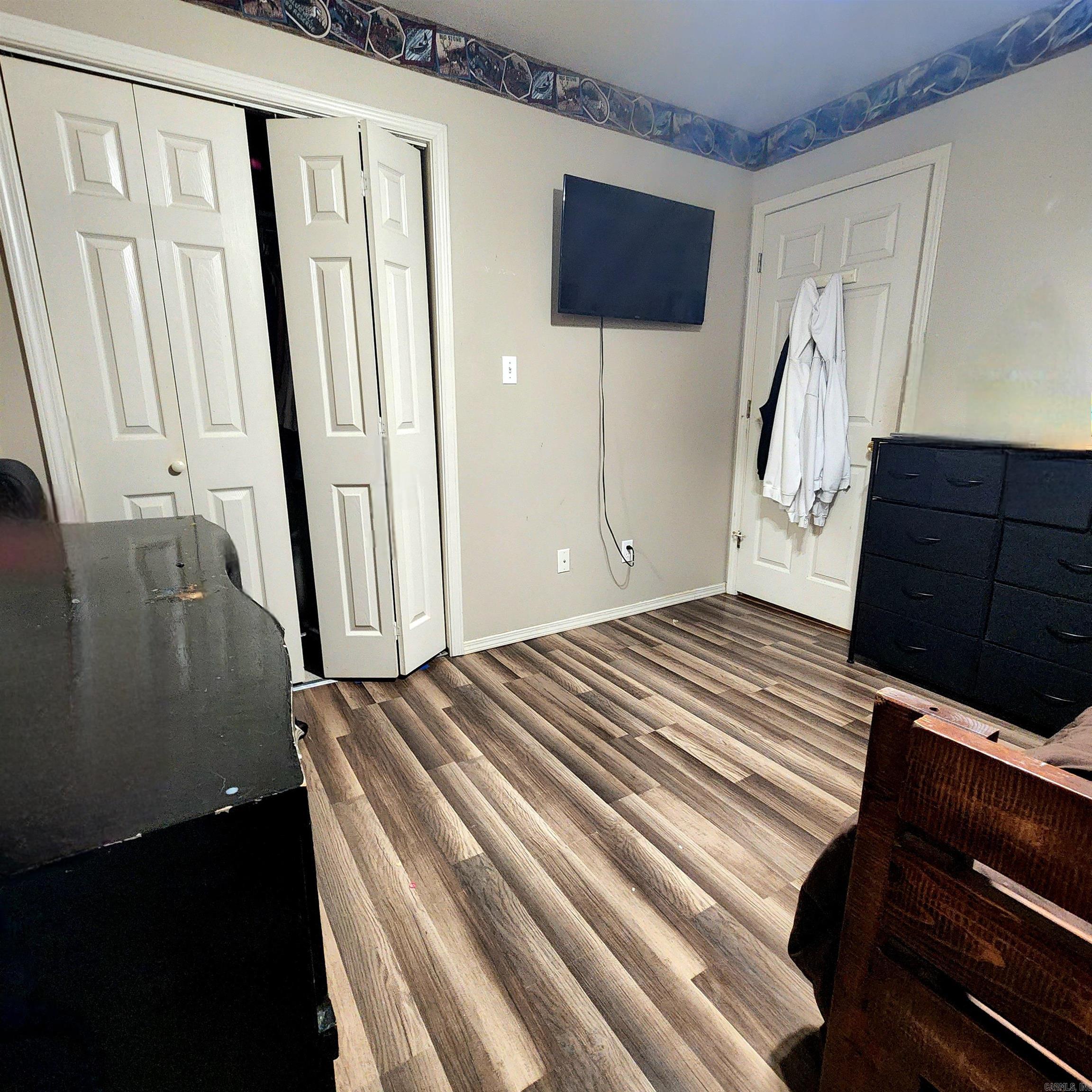 CENTERVIEW ESTATES - Residential