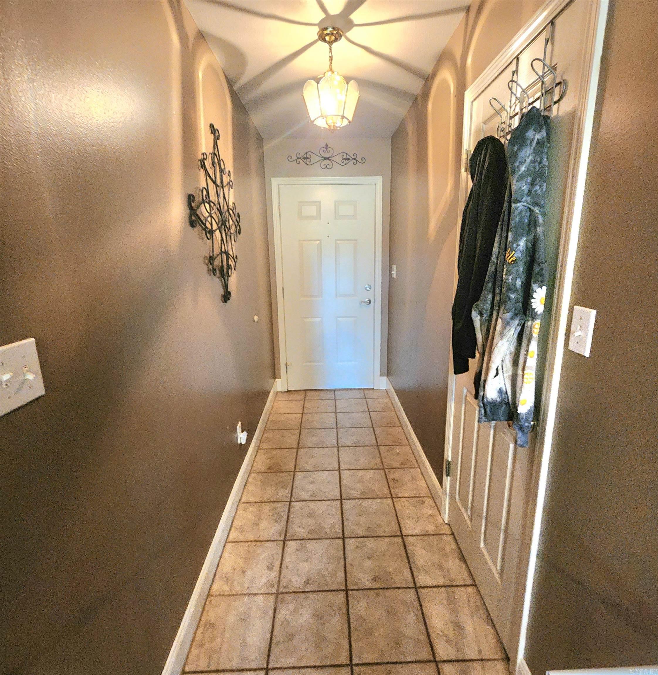 CENTERVIEW ESTATES - Residential