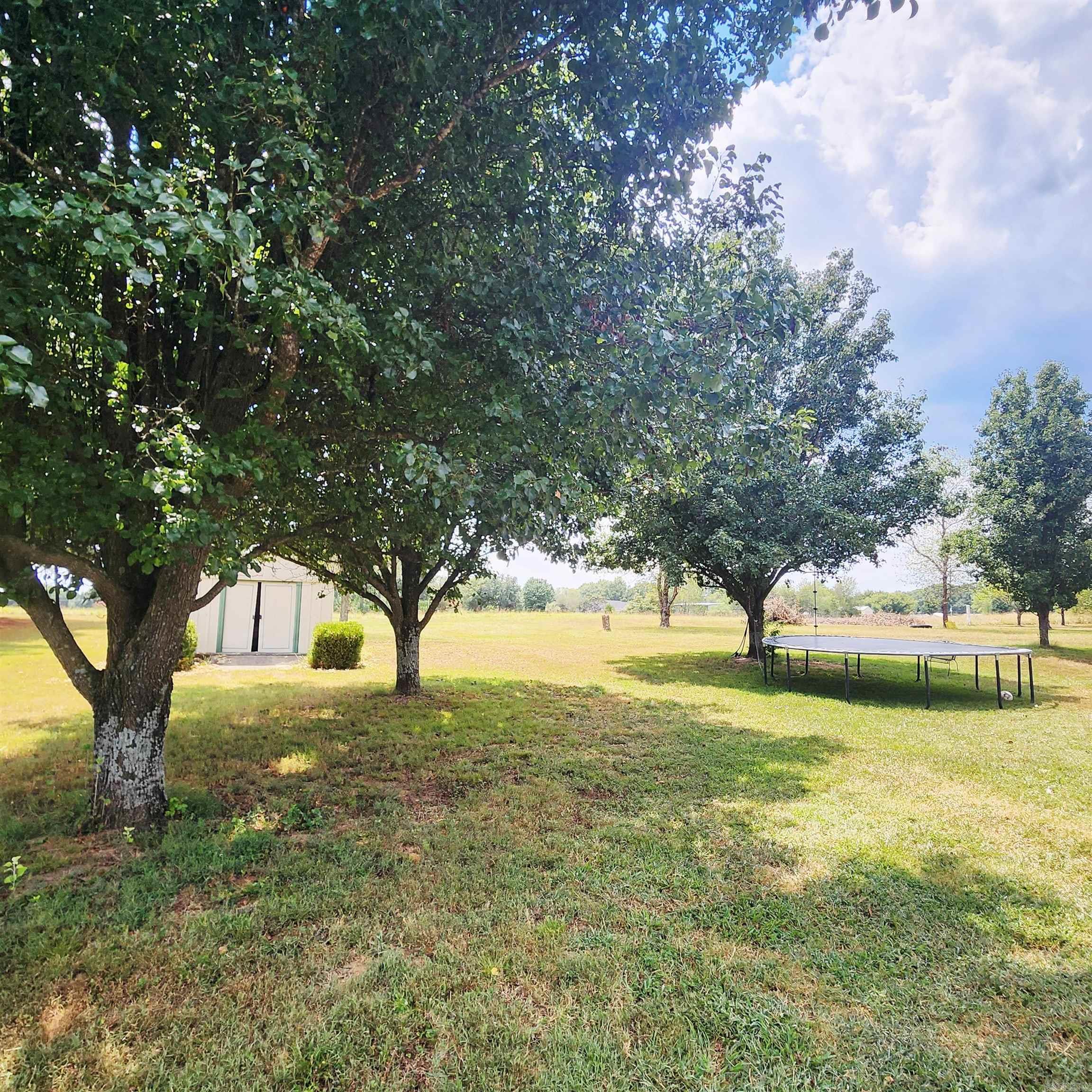 CENTERVIEW ESTATES - Residential