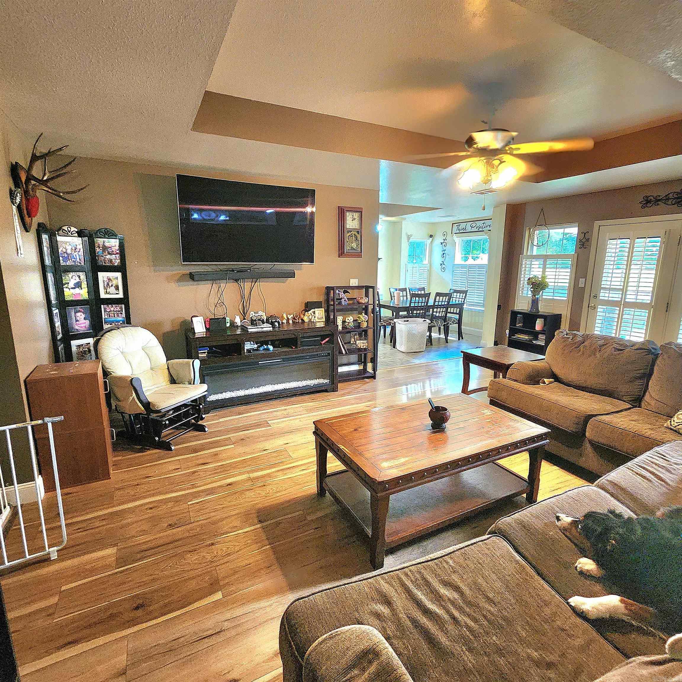 CENTERVIEW ESTATES - Residential