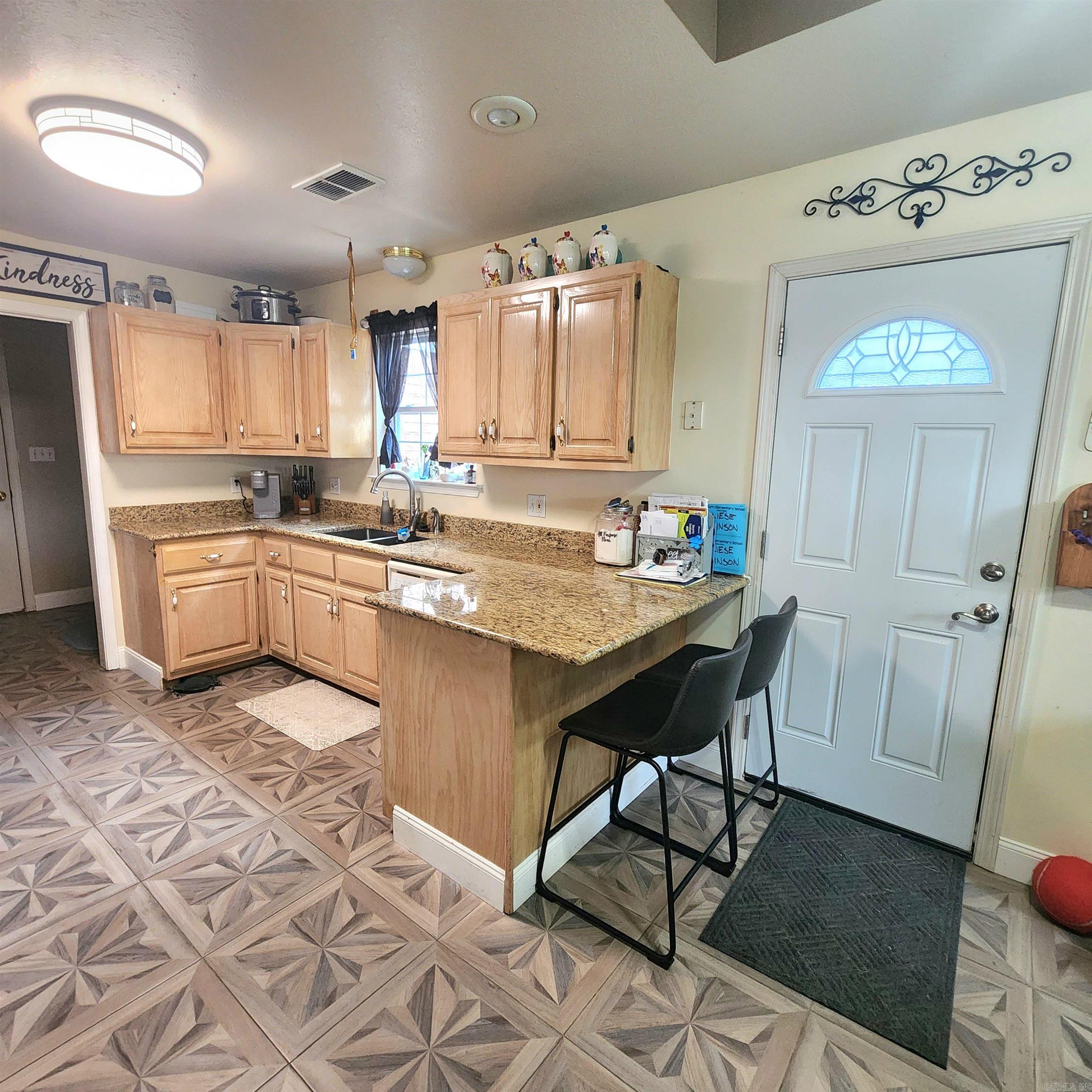 CENTERVIEW ESTATES - Residential