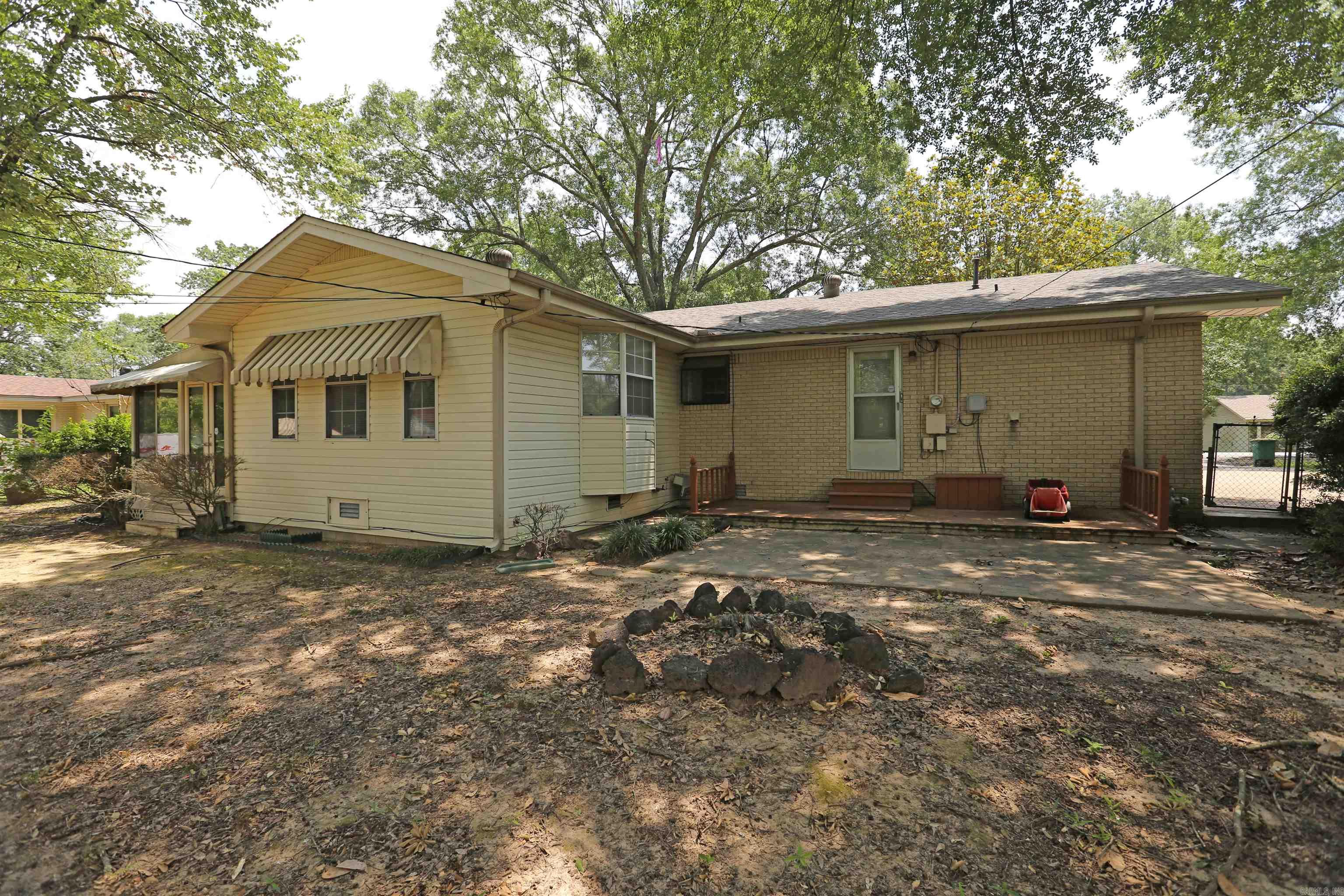 INDIANHEAD LAKES EST - Residential