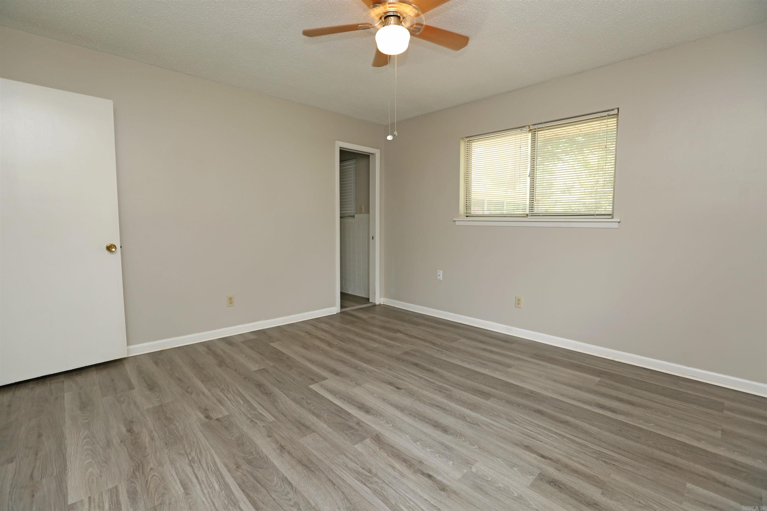 INDIANHEAD LAKES EST - Residential