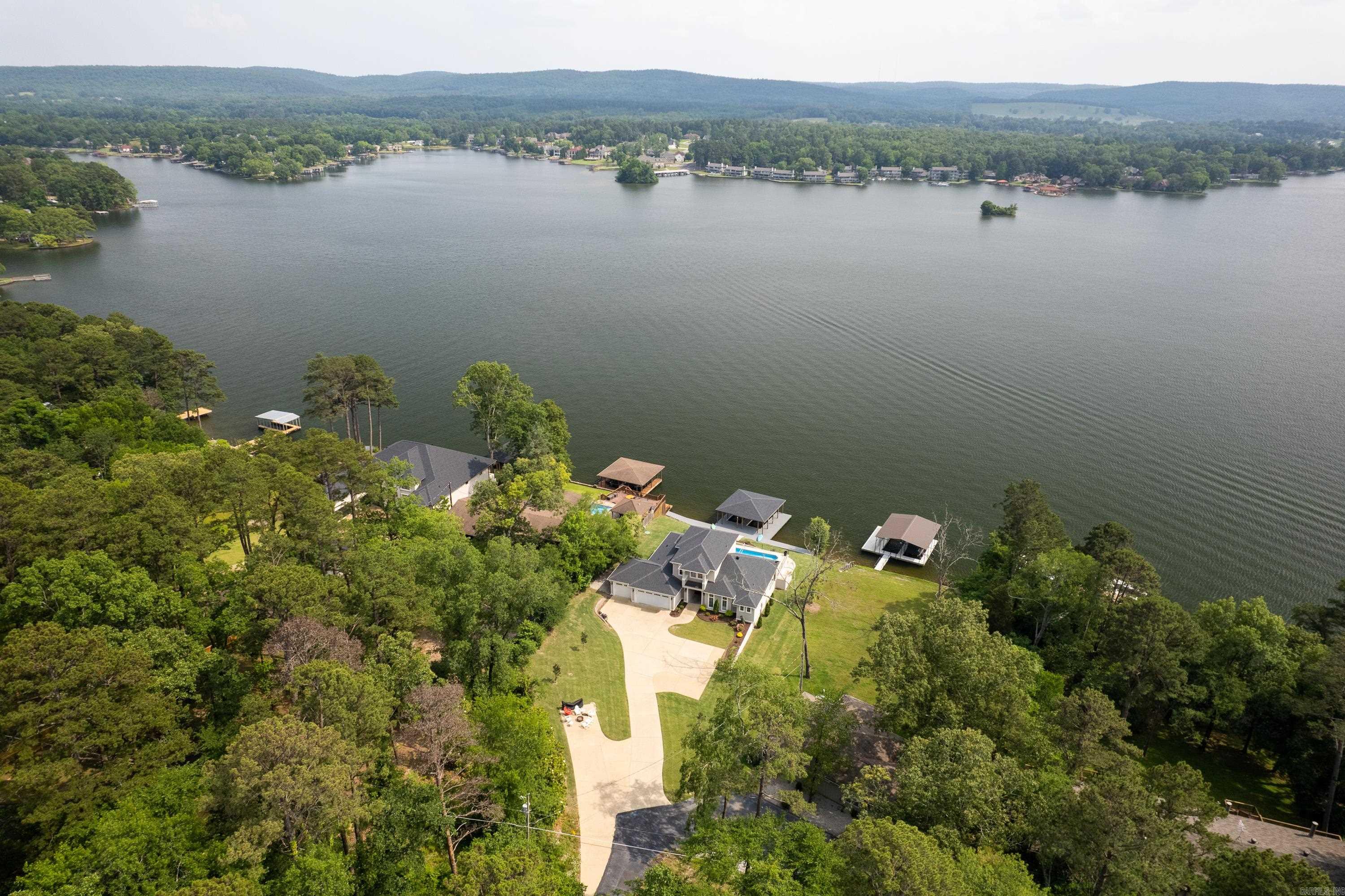 LONG POINT - Residential