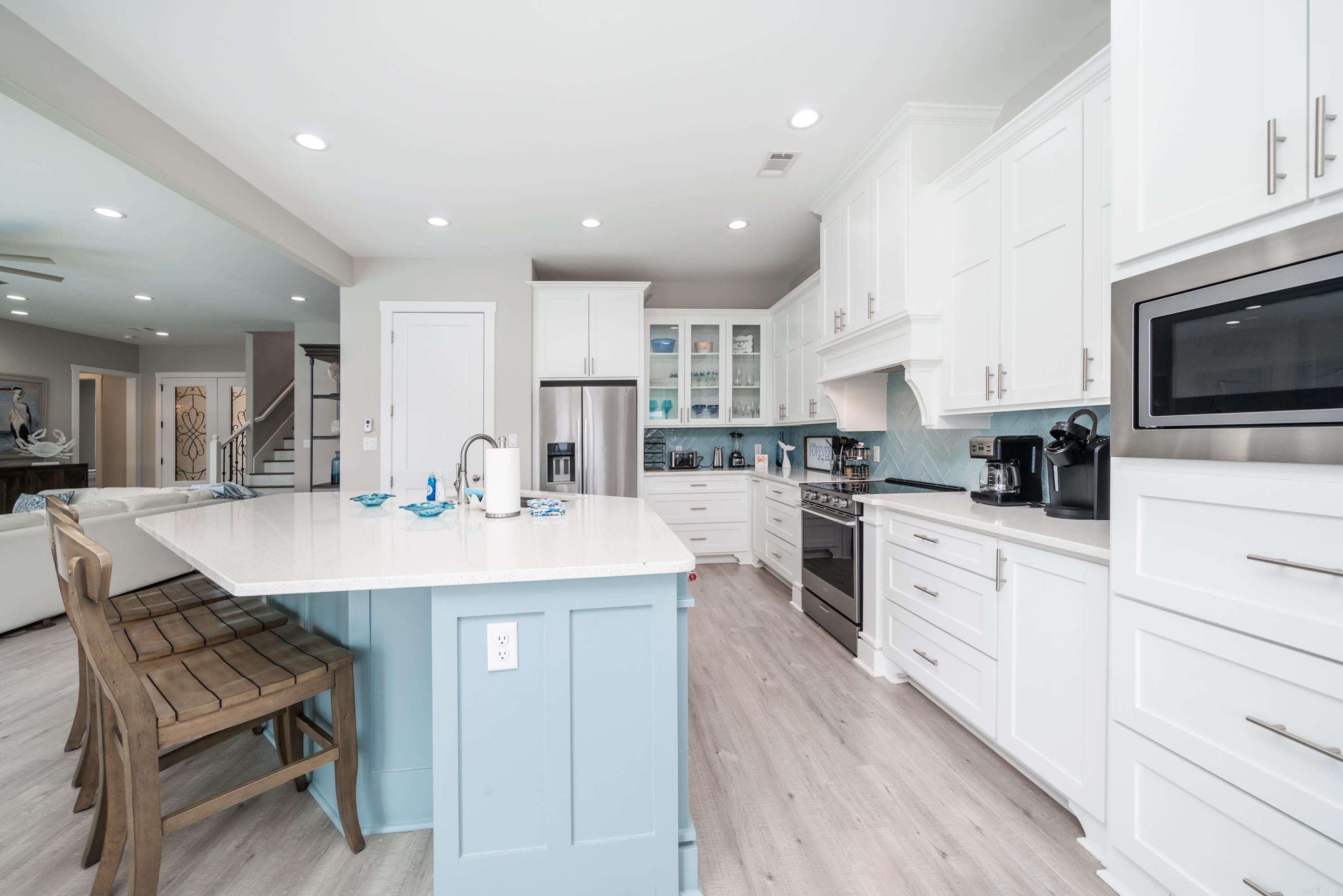 LONG POINT - Residential