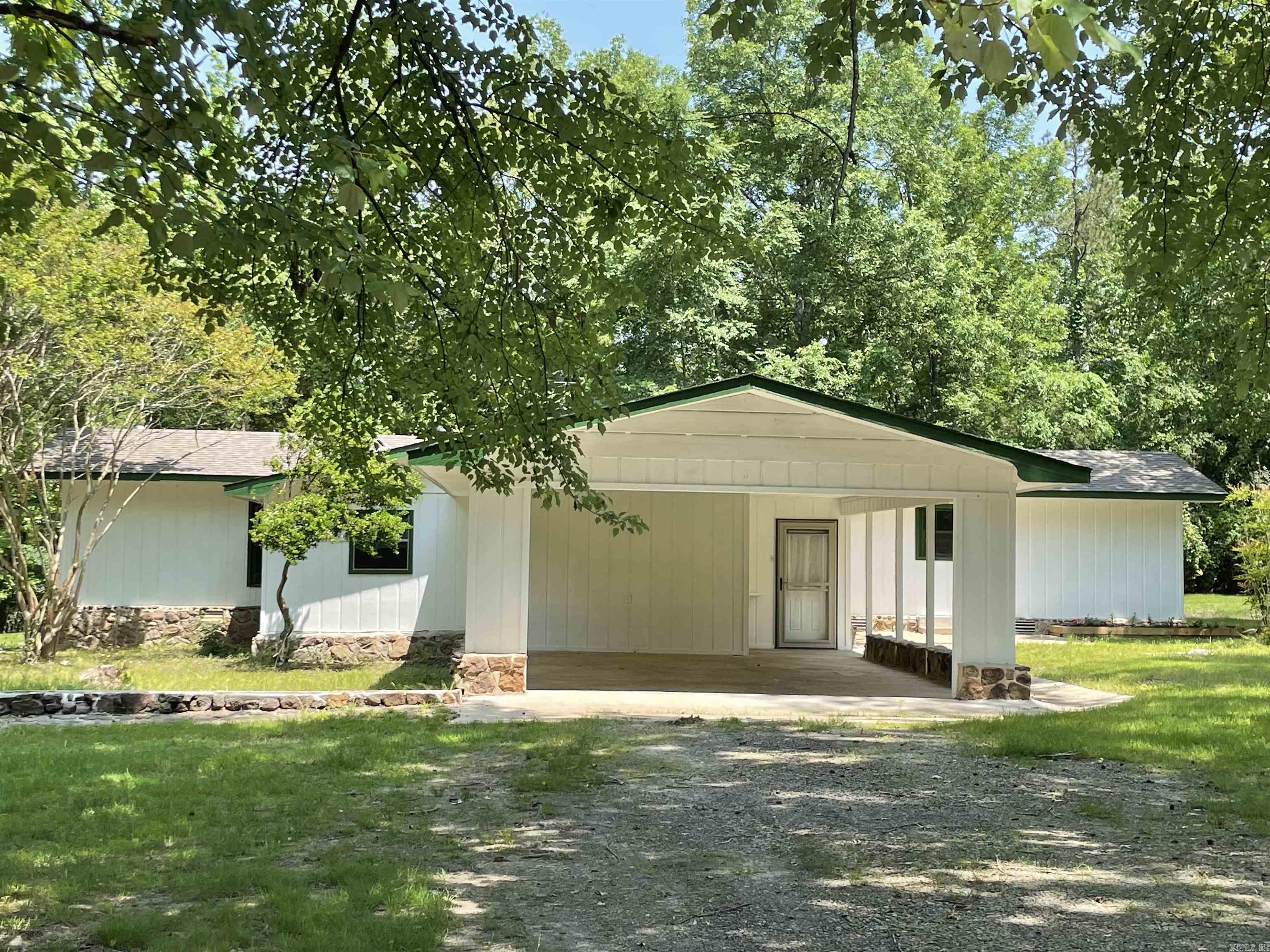PINEY WOODS ESTATES - Residential