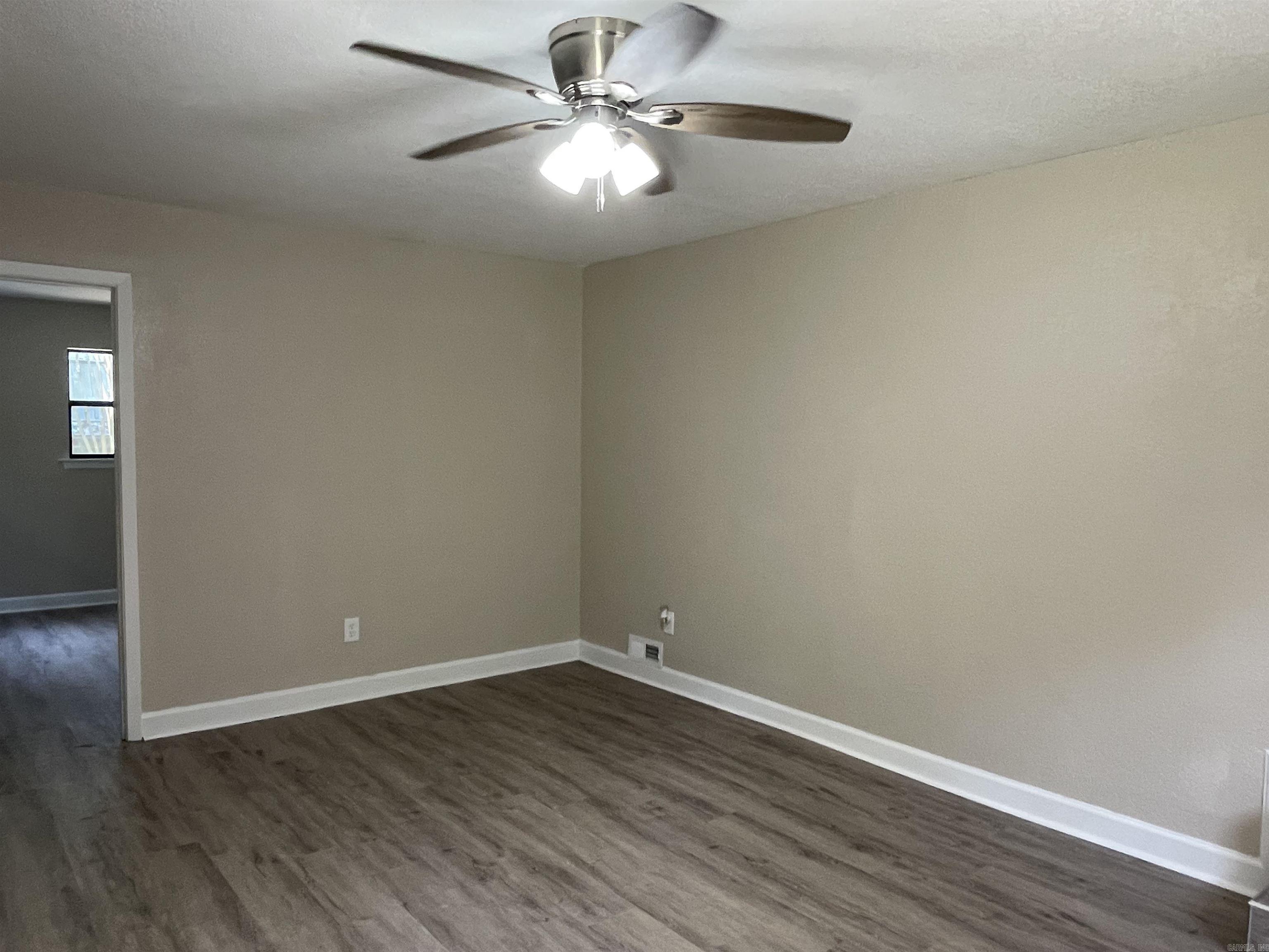 PINEY WOODS ESTATES - Residential
