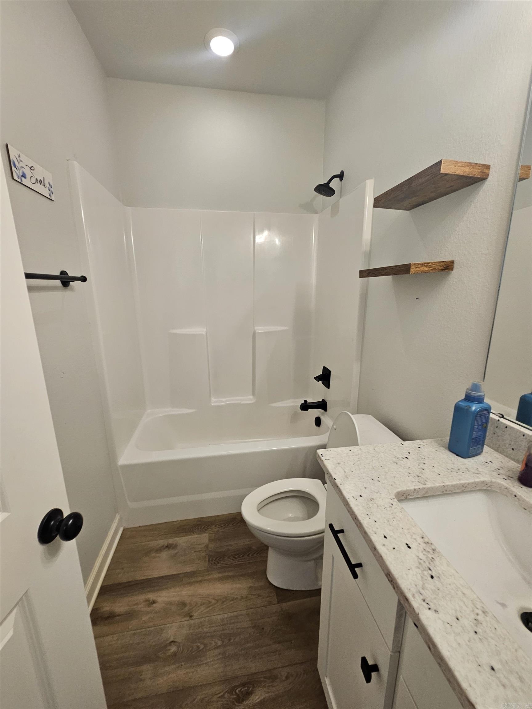 Jacob Creek - Residential Lease