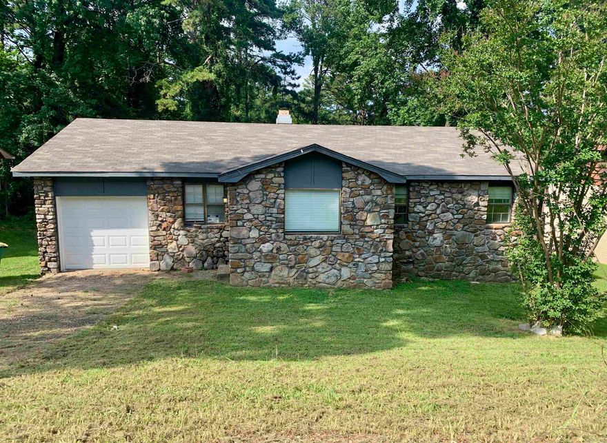 Cute 3 Bedroom & 1.5 Bathroom House**New Updates have been made**New Flooring**New Kitchen Cabinets and Granite Countertop**New Gas Stove**New Fridge**both Bathrooms have been updated**New Electric Fireplace**New back Deck**New Roof **All Upgrades done 2023 & 2024**Great Location**close to Baptist Health**Arkansas Heart Hospital** Kanis Medical Center**Shopping and Restaurants**Easy Freeway Access