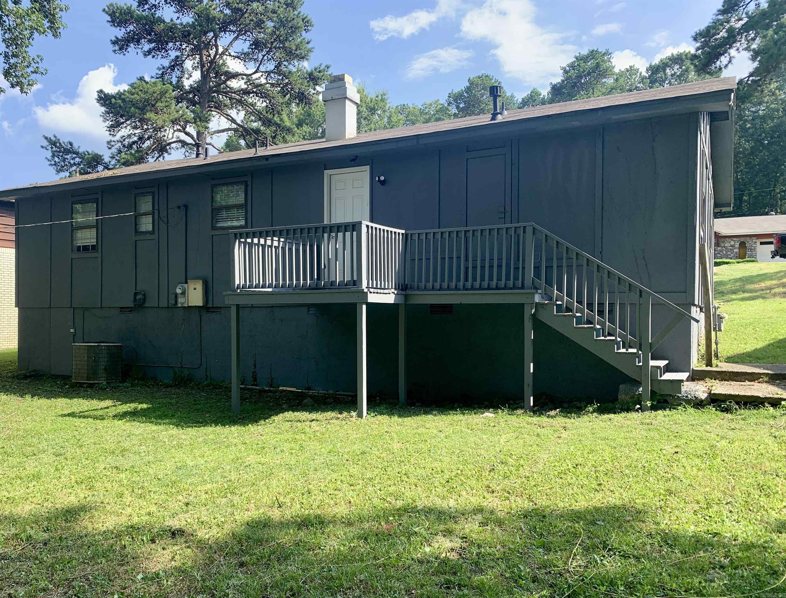 TWIN LAKES - Residential