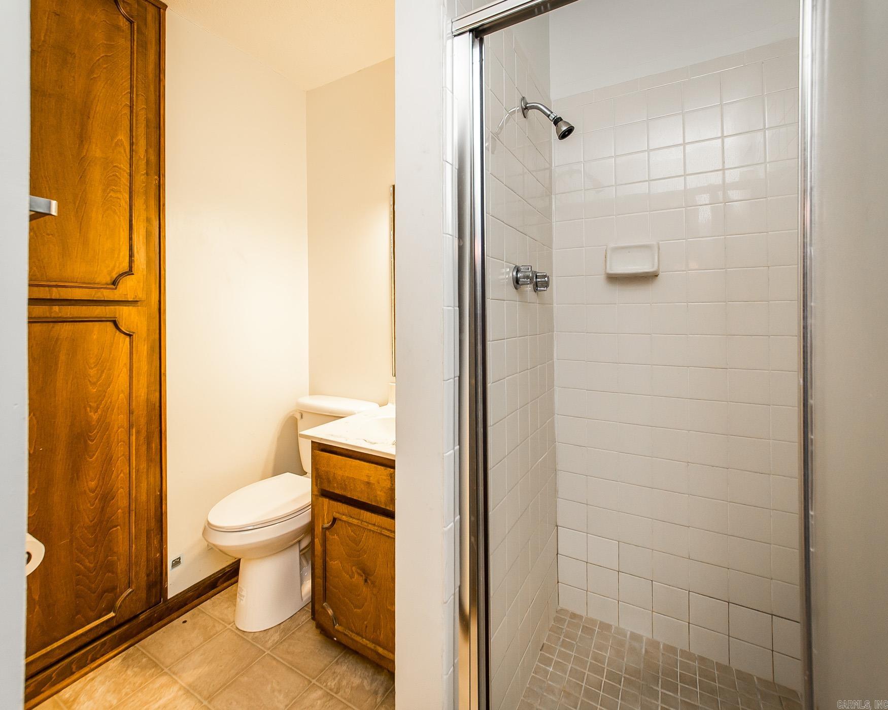 HAMILTON HILLS - Residential