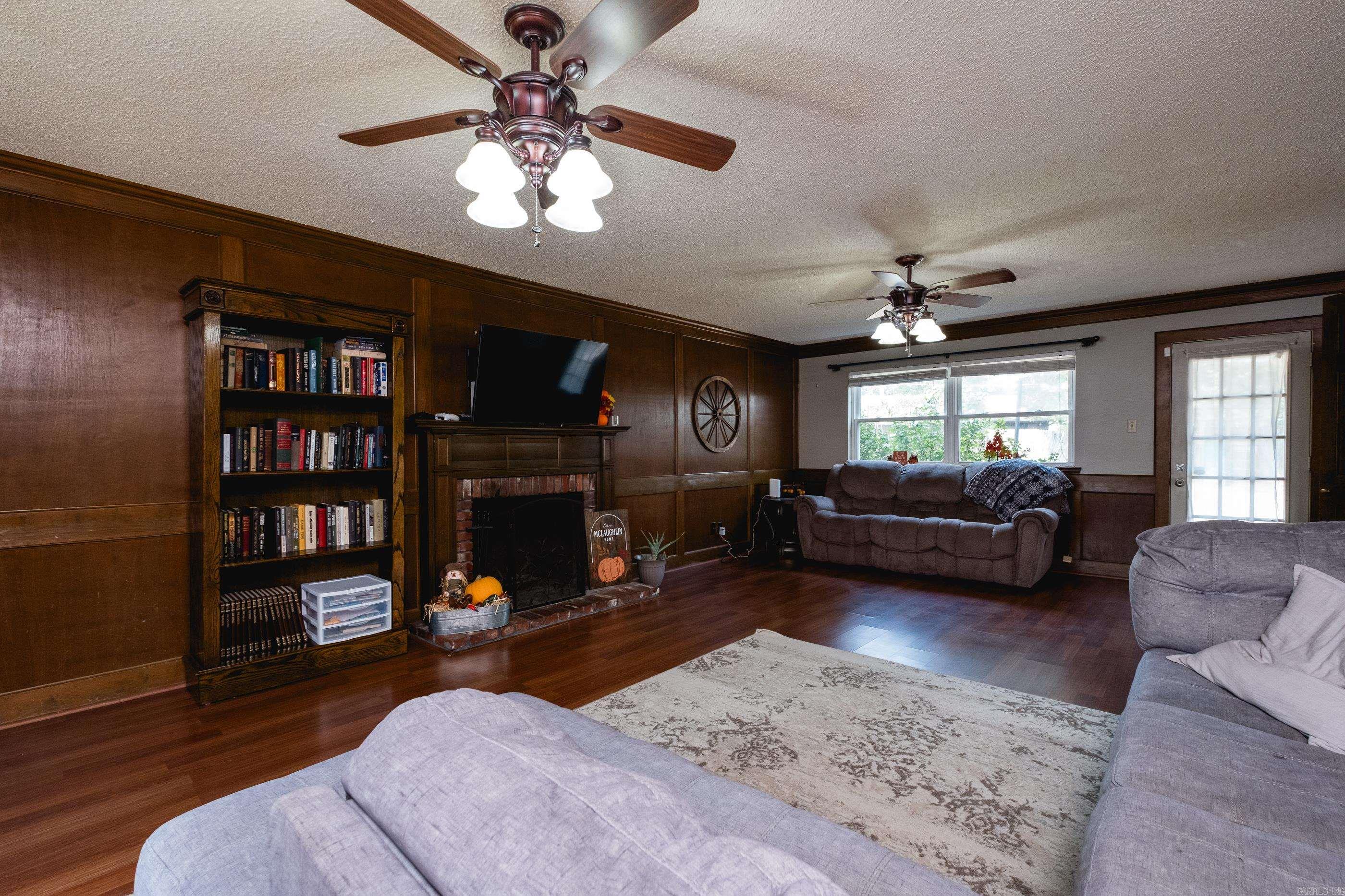 SILVER CREEK - Residential