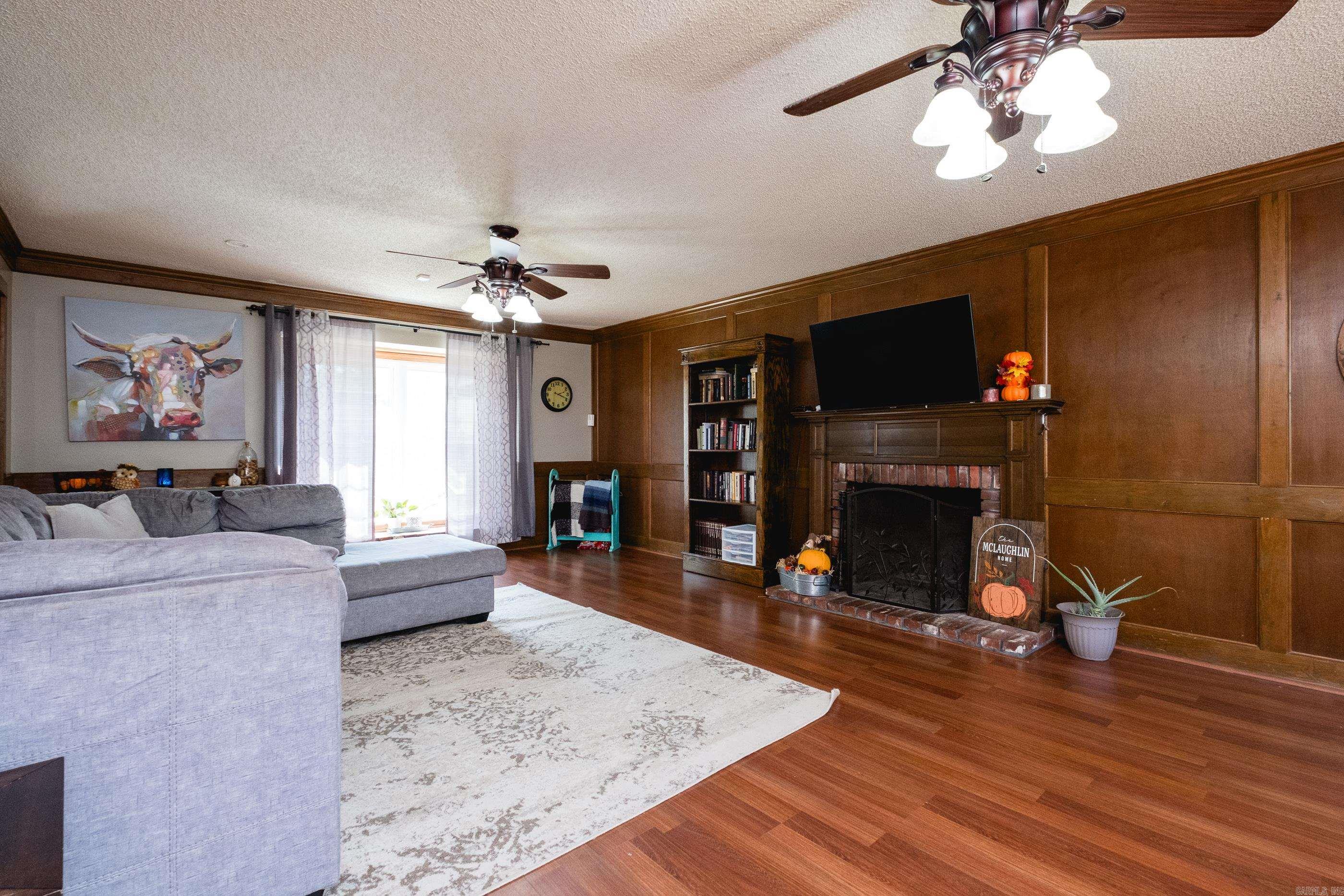 SILVER CREEK - Residential