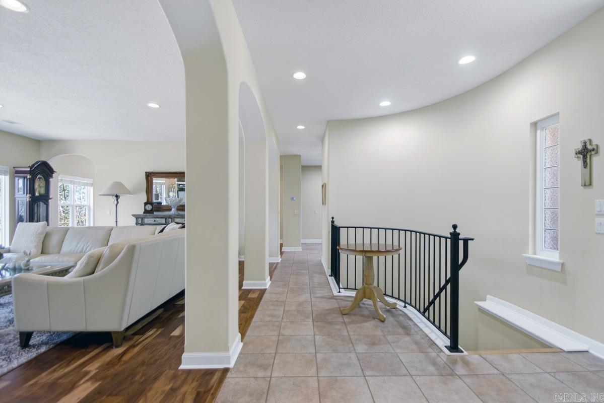 MIGUEL - Residential