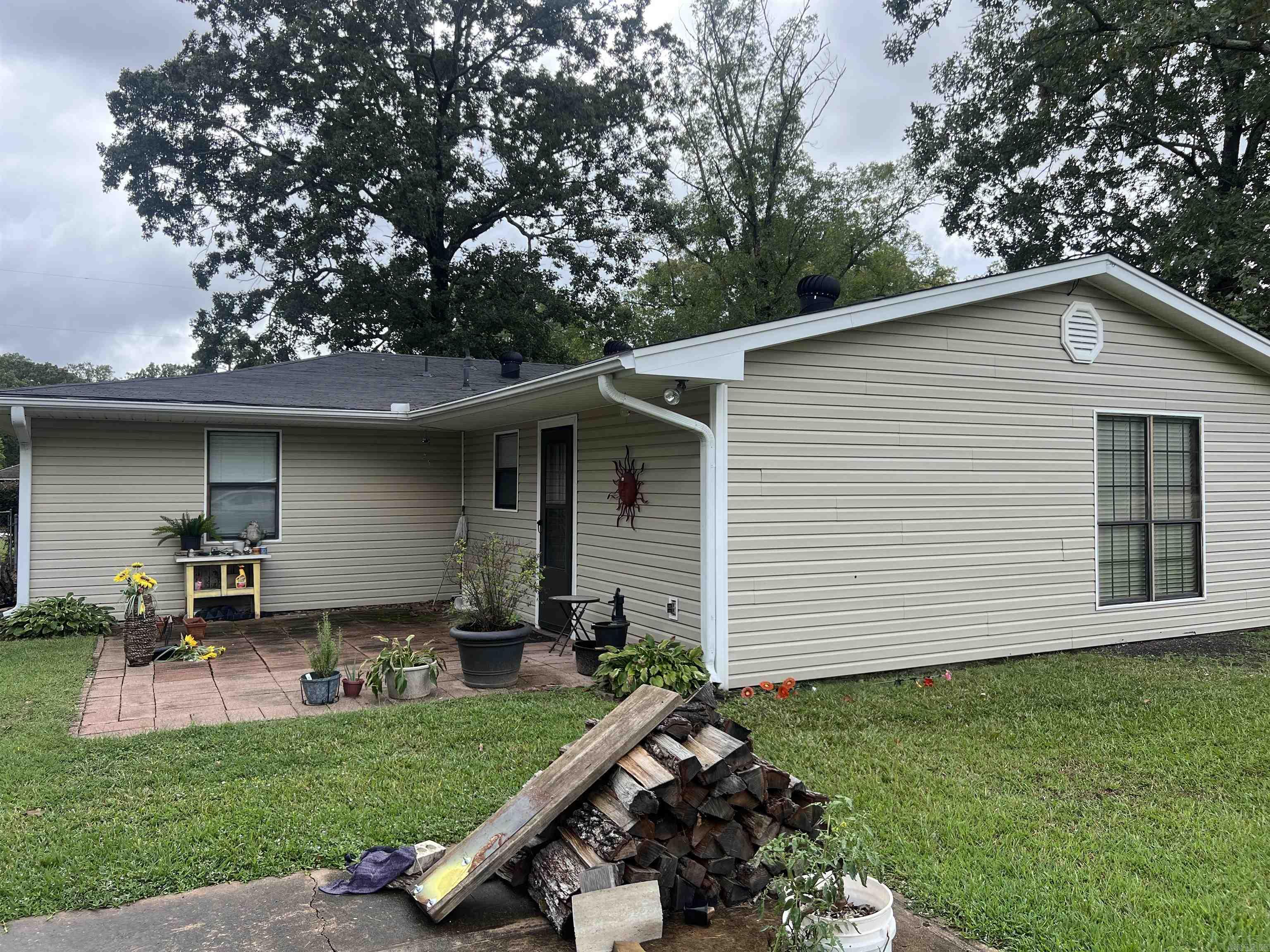 TRUCK GARDEN ADD - Residential