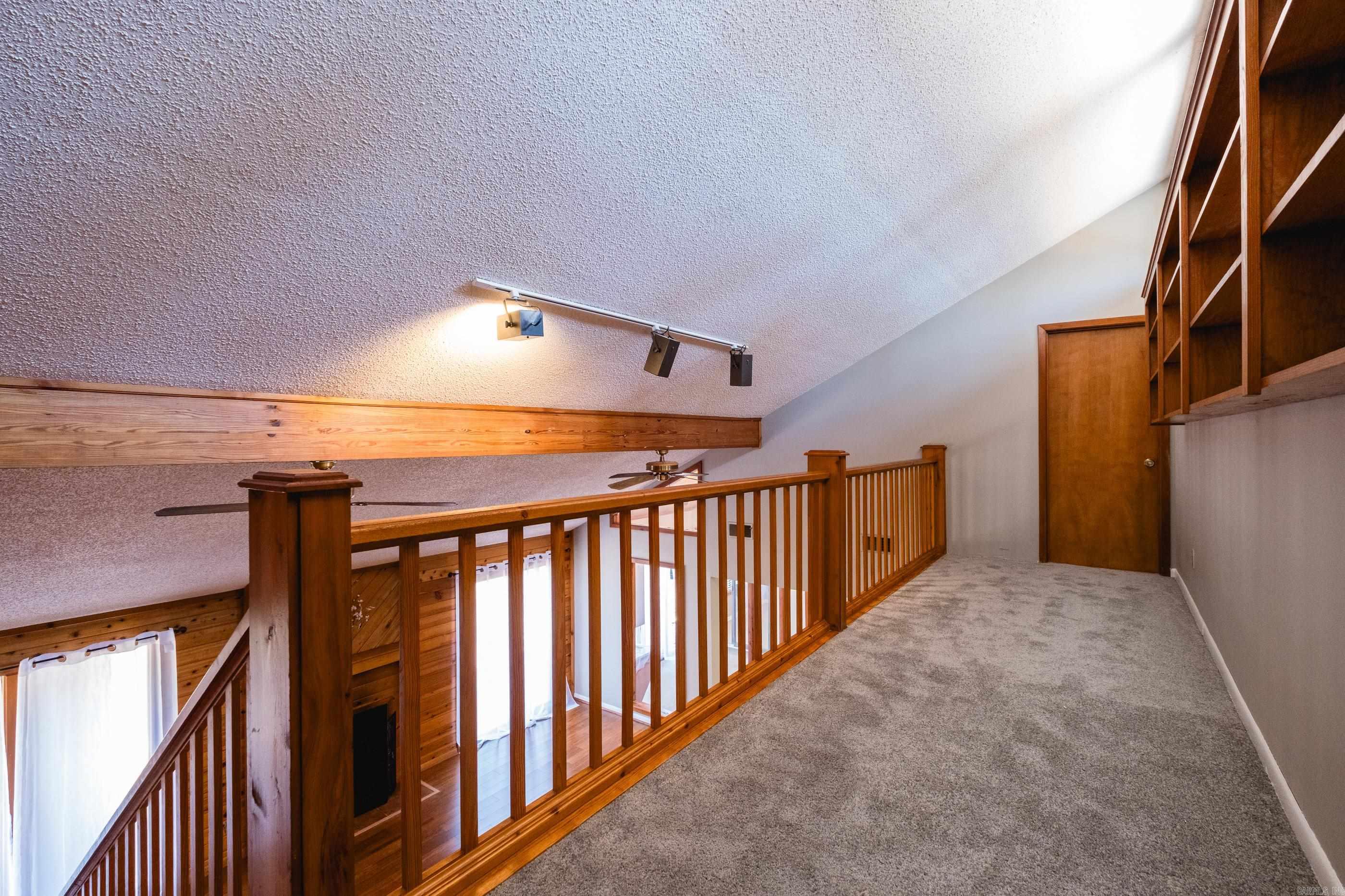 OTTER CREEK COMMUNITY - Residential